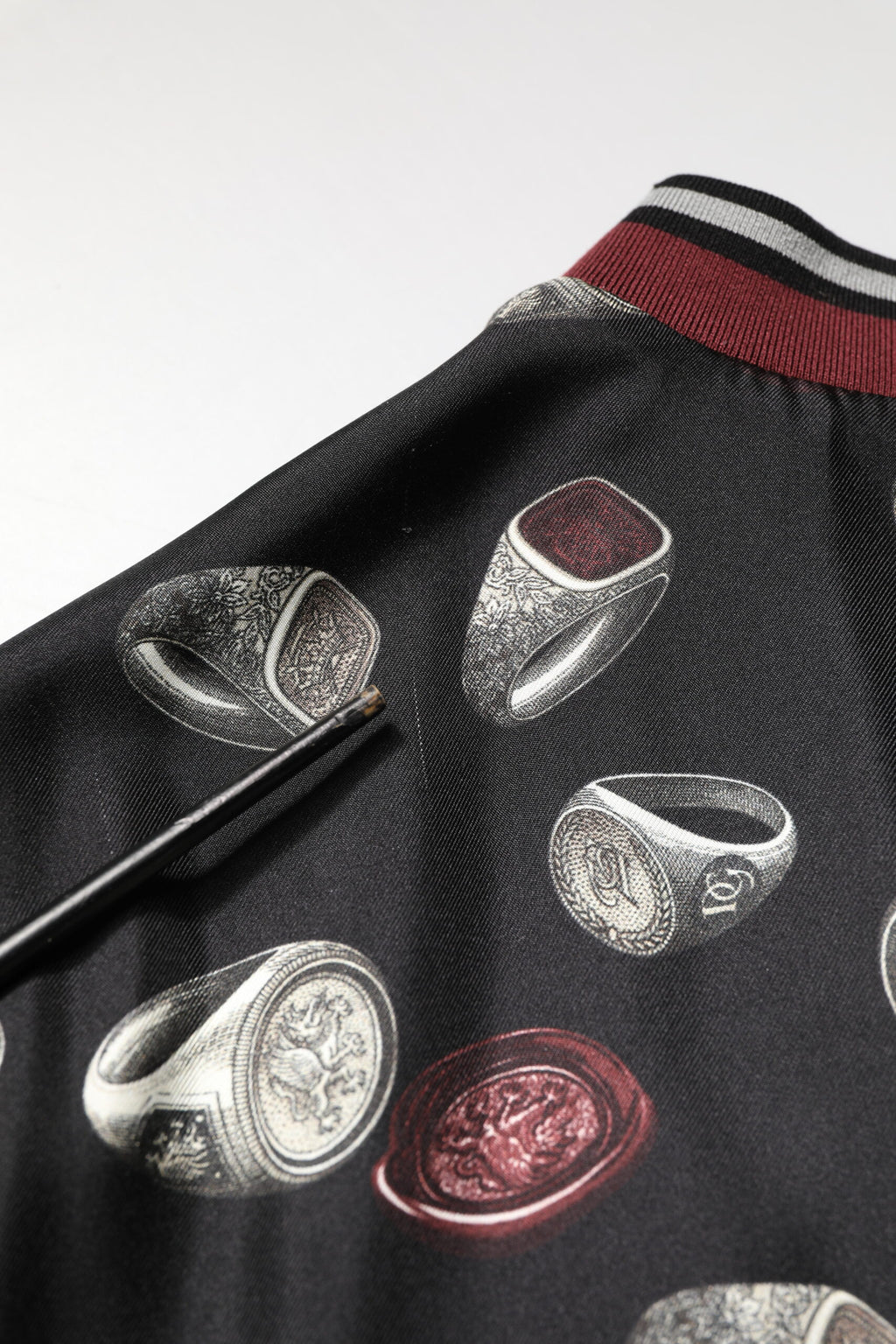 Black Ring Print CrewNeck Sweatshirt  Sweater