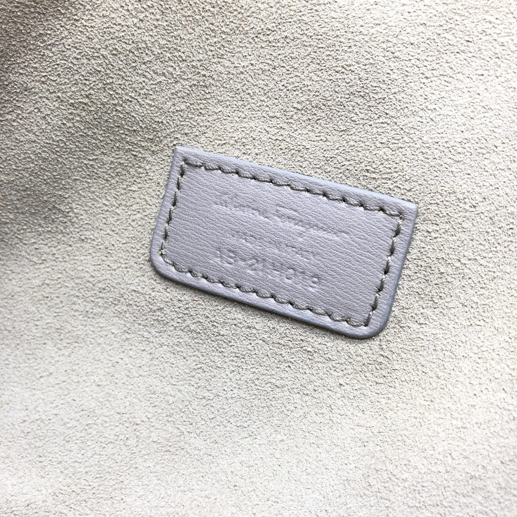 Gancio City Light Grey Leather Tote Bag