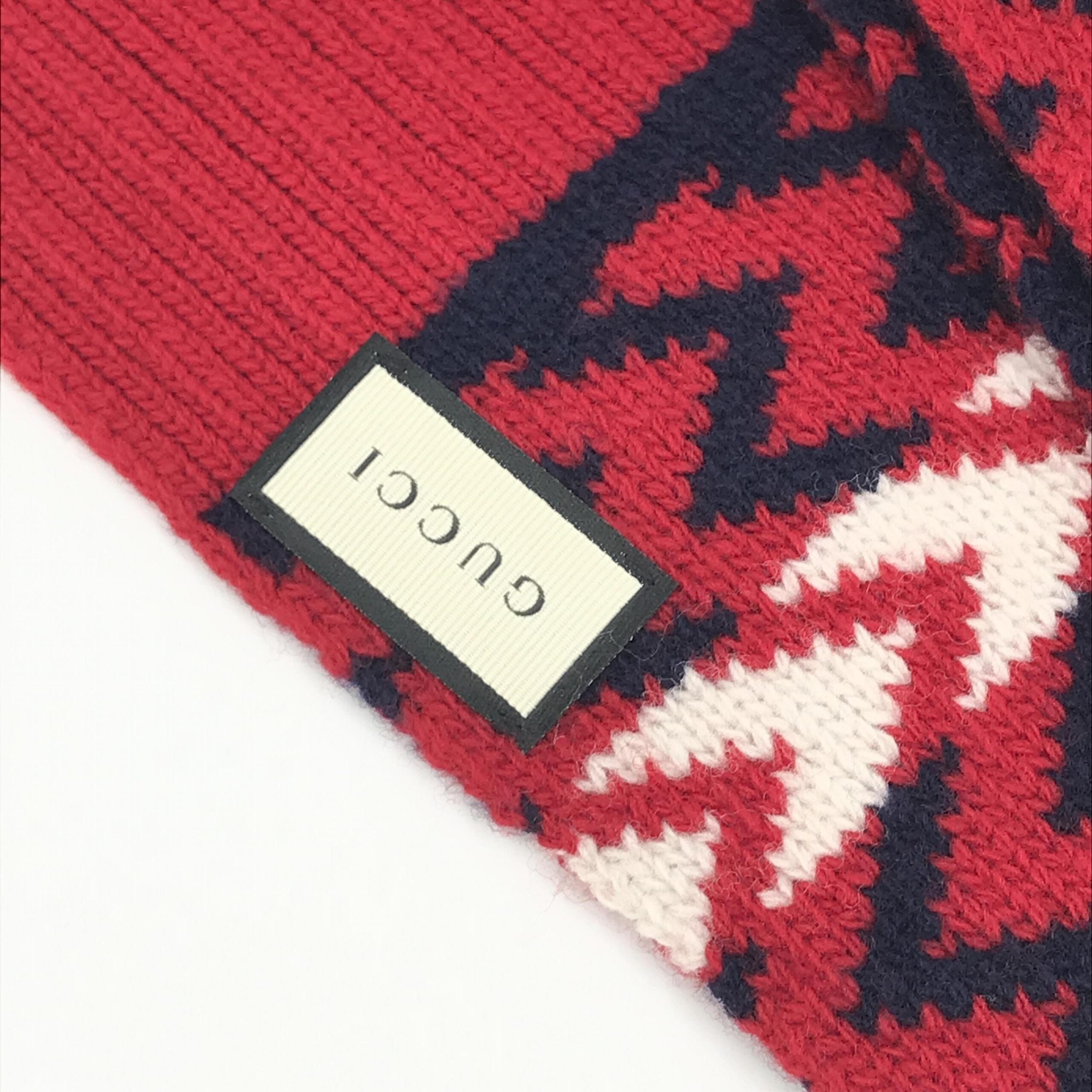 Red Zigzag Wool Knit Scarf