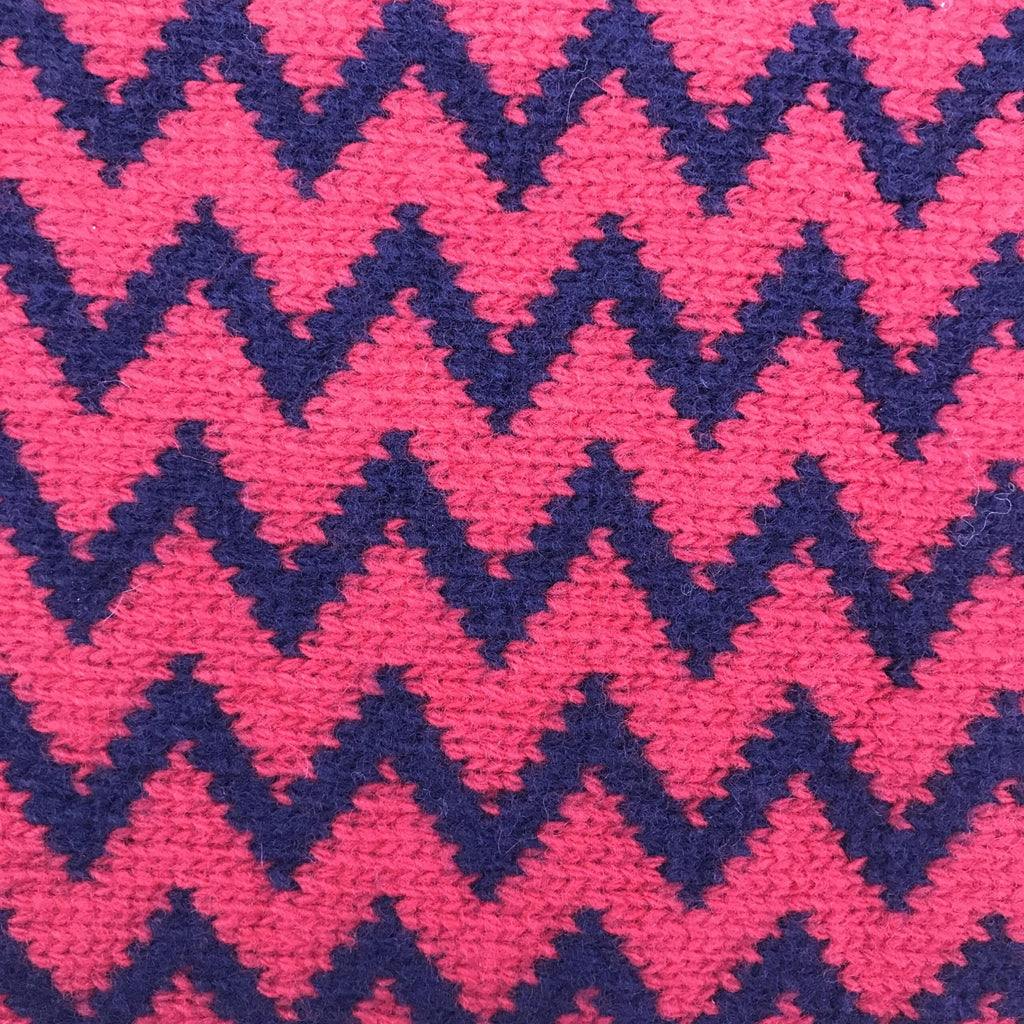 Red Zigzag Wool Knit Scarf