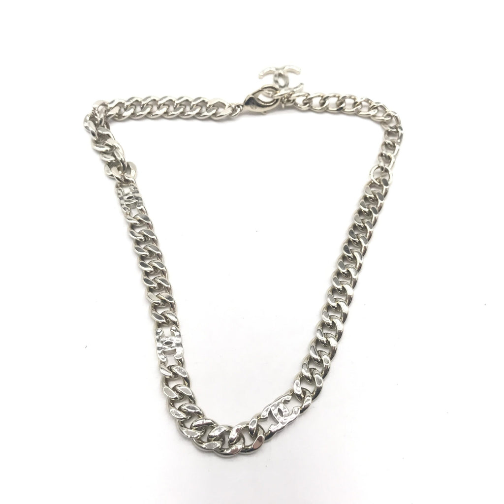 Silver Tone Curb Chain Link Necklace