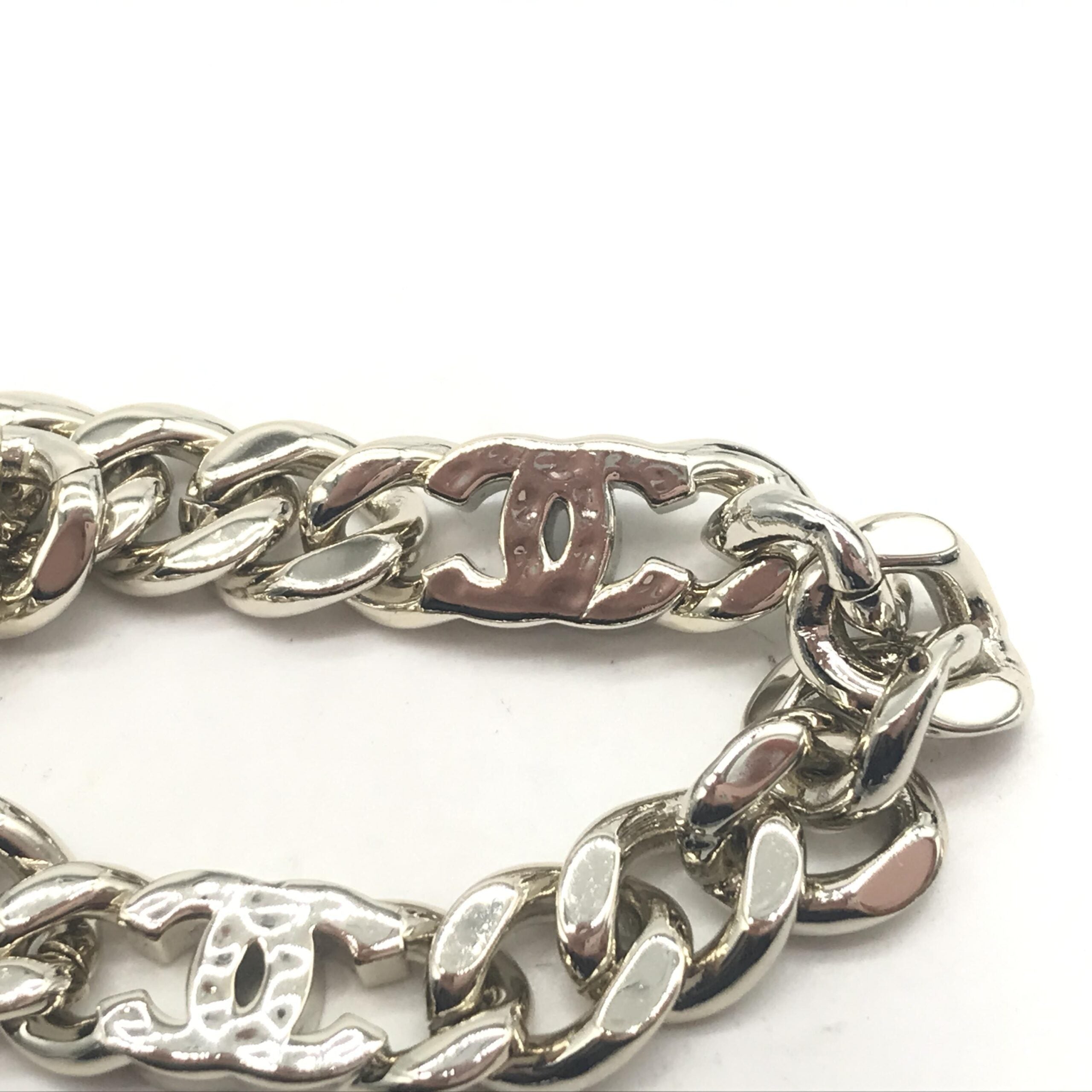 Silver Tone Curb Chain Link Necklace