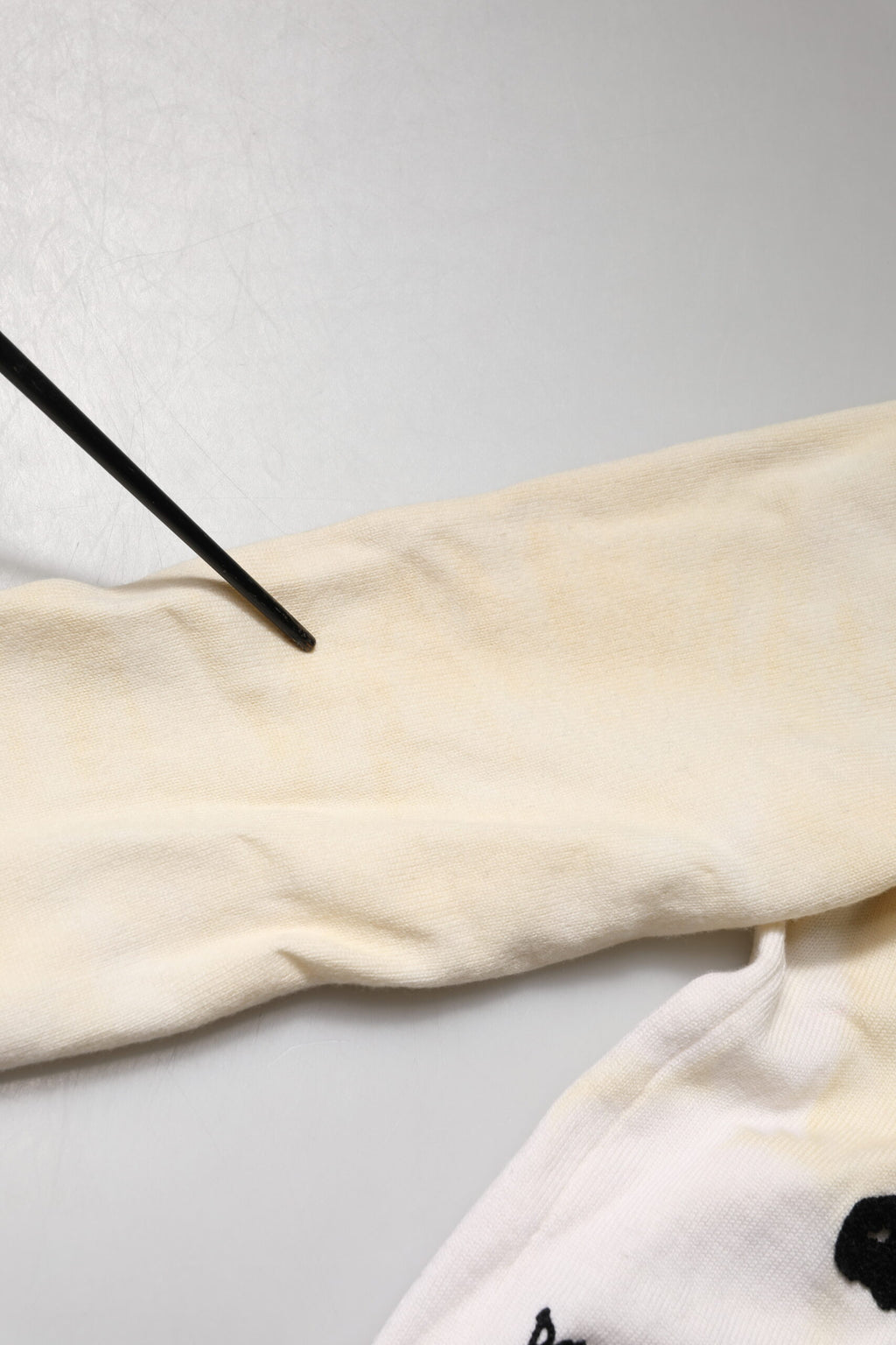 White Virgin Wool Graphic Logo Crewneck Sweater