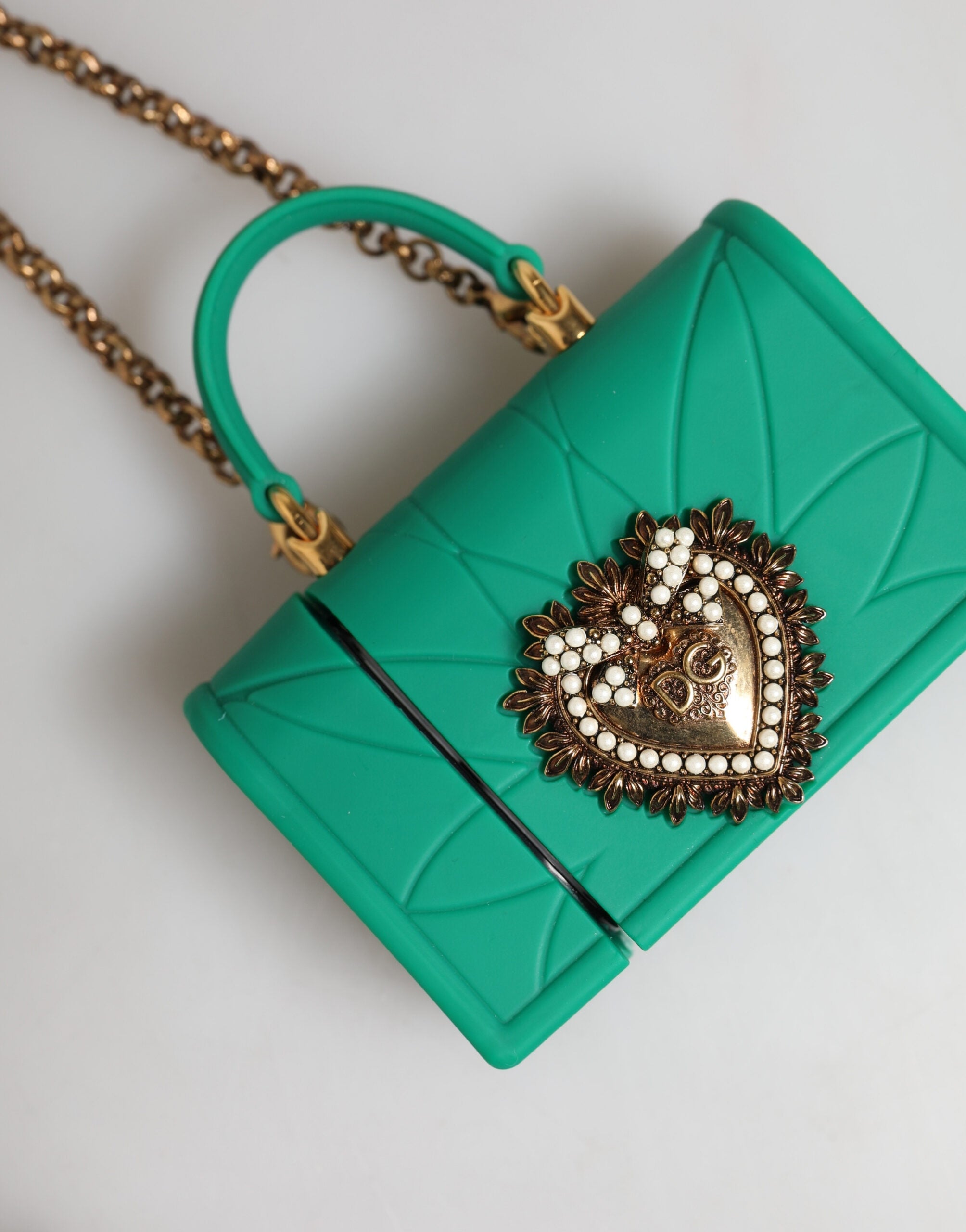 Green Silicone Devotion Heart Bag Gold Chain  Airpods Case