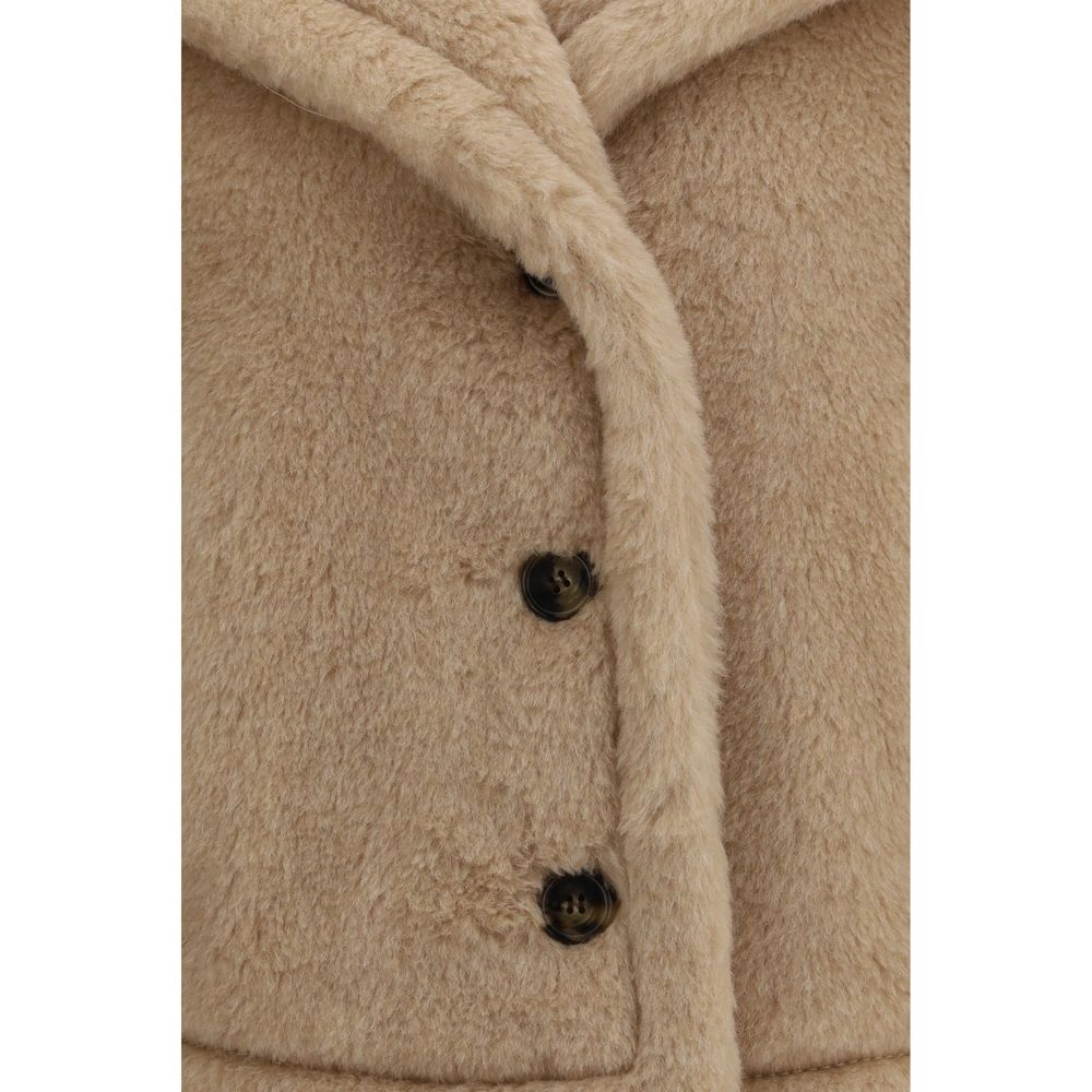 Beige Alpaca Vicugna Pacos Coat