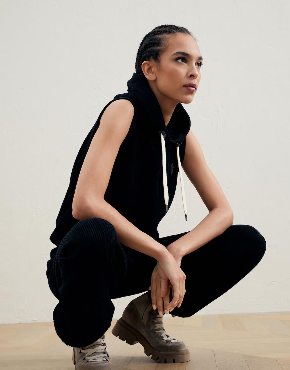 Black Cotton Sleeveles Sweater