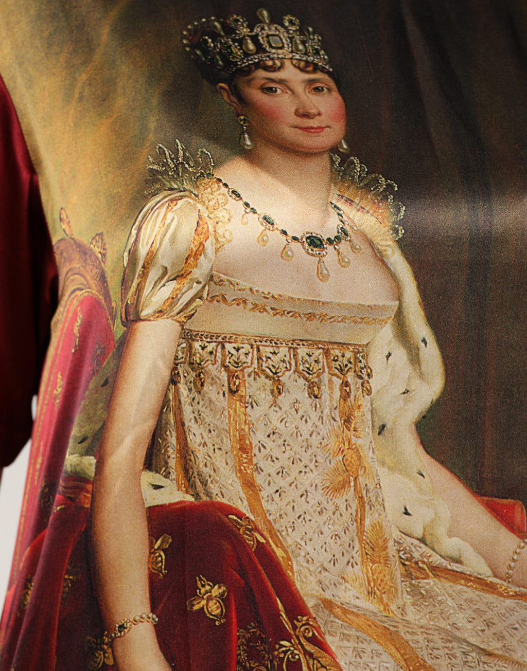Maroon Royal Crown Dress Queen Painting Silk  T-shirt