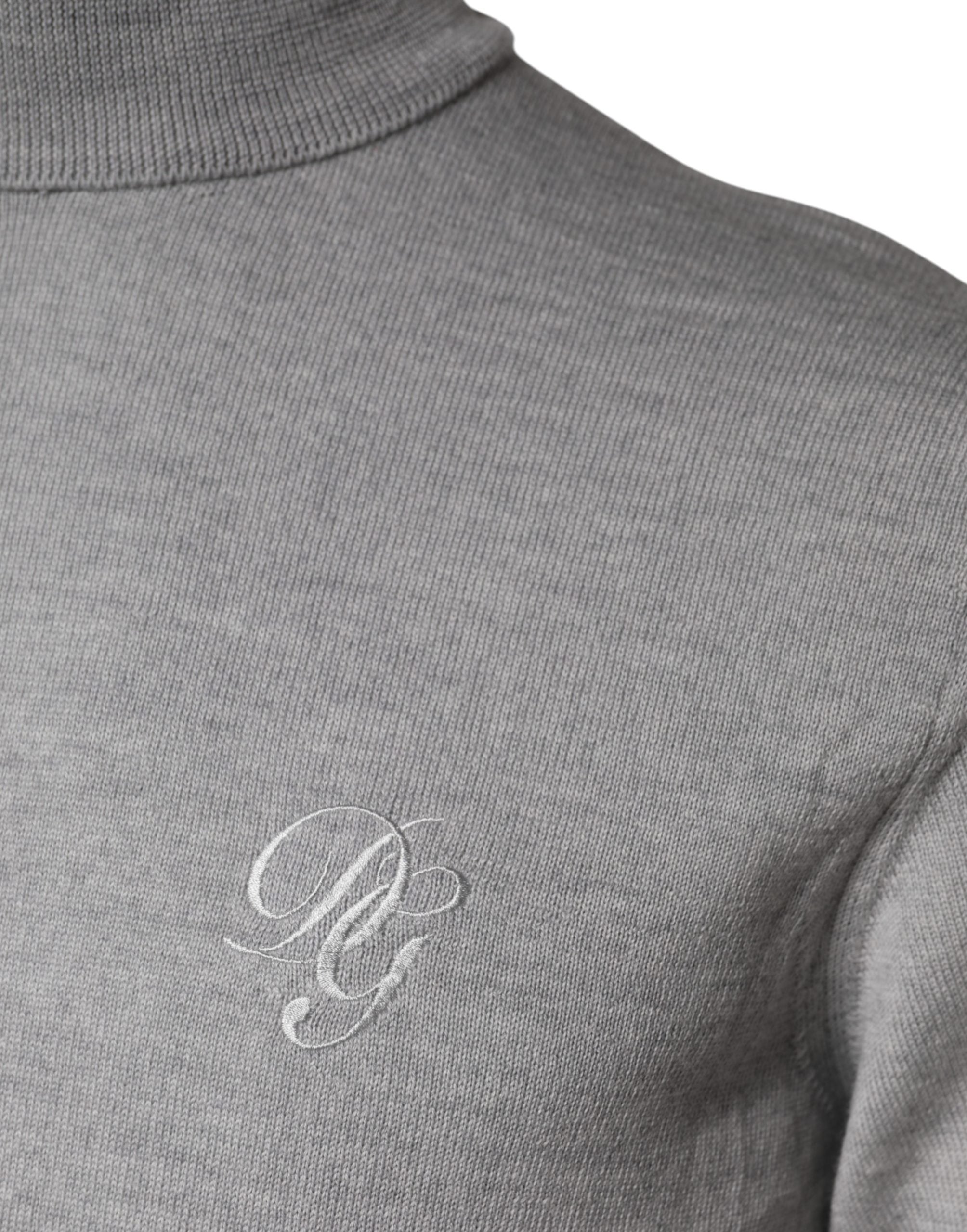 Gray LongSleeve Turtleneck Pullover Sweater