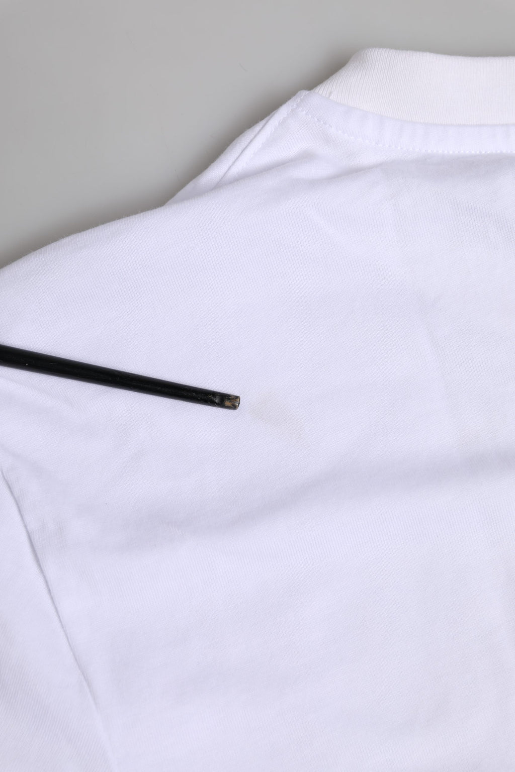 White Cotton DG Logo Embroidery Men T-shirt