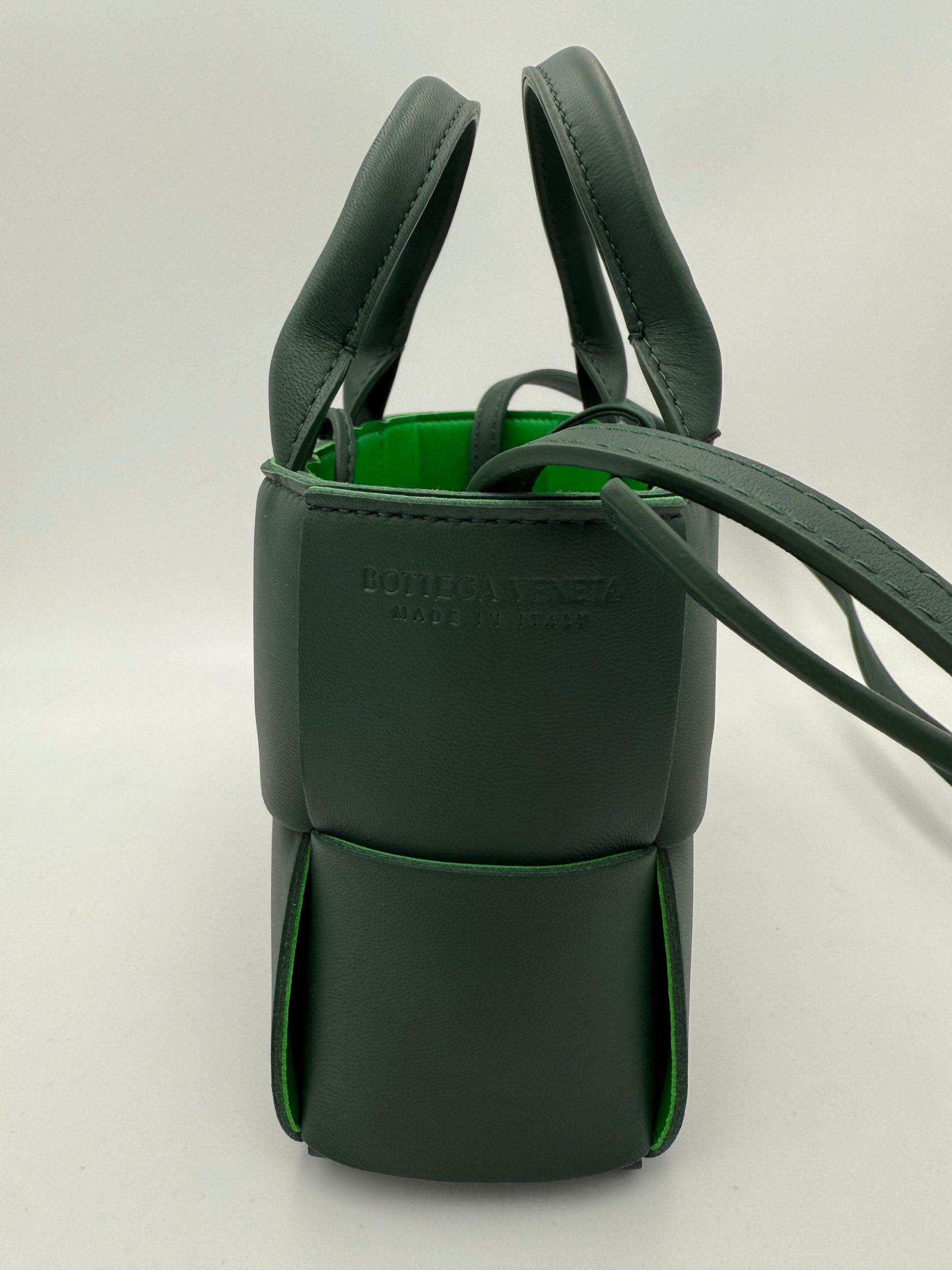 BOTTEGA VENETA CANDY ARCO Shoulder Bag