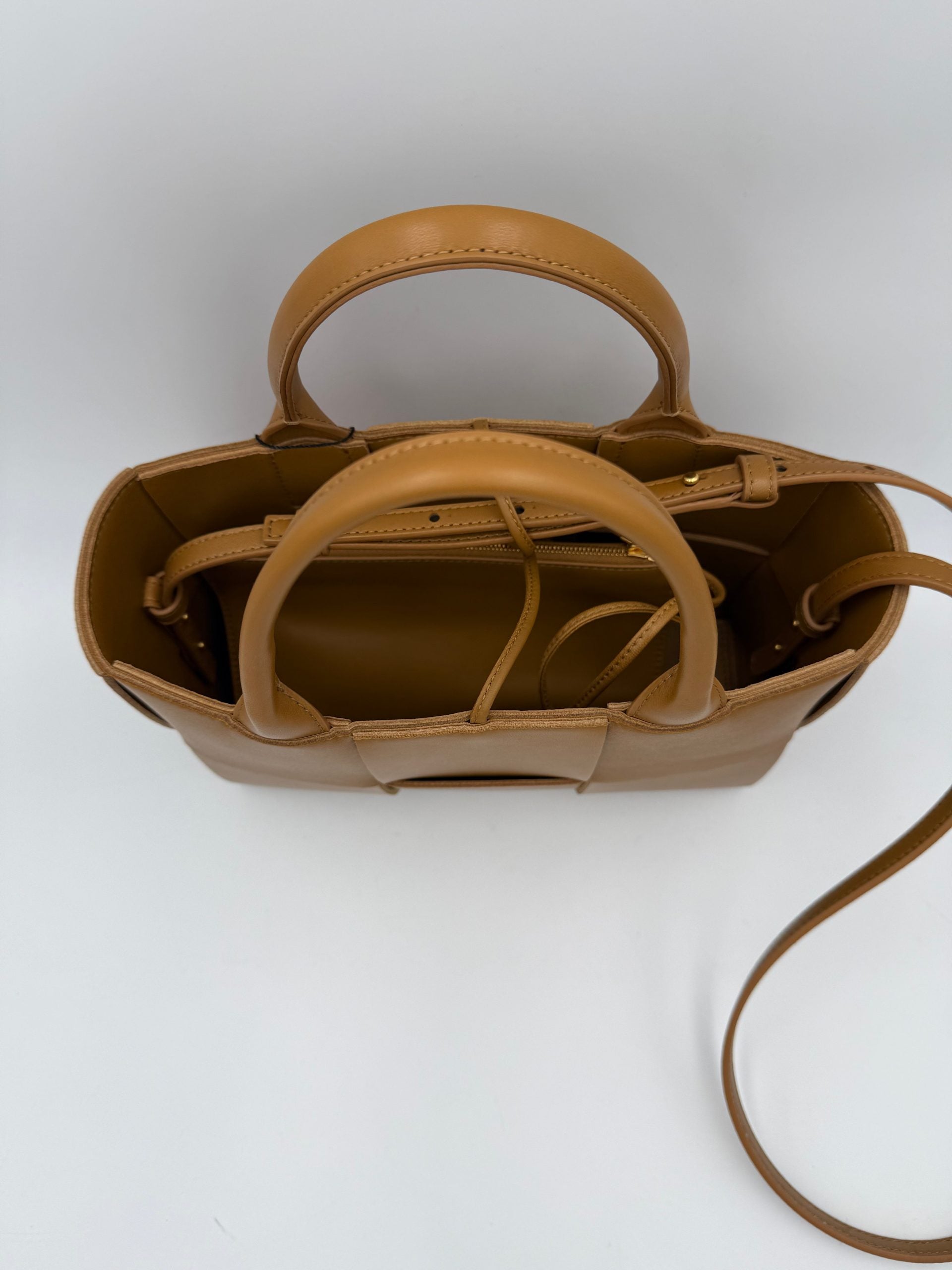 BOTTEGA VENETA ARCO Shoulder Bag