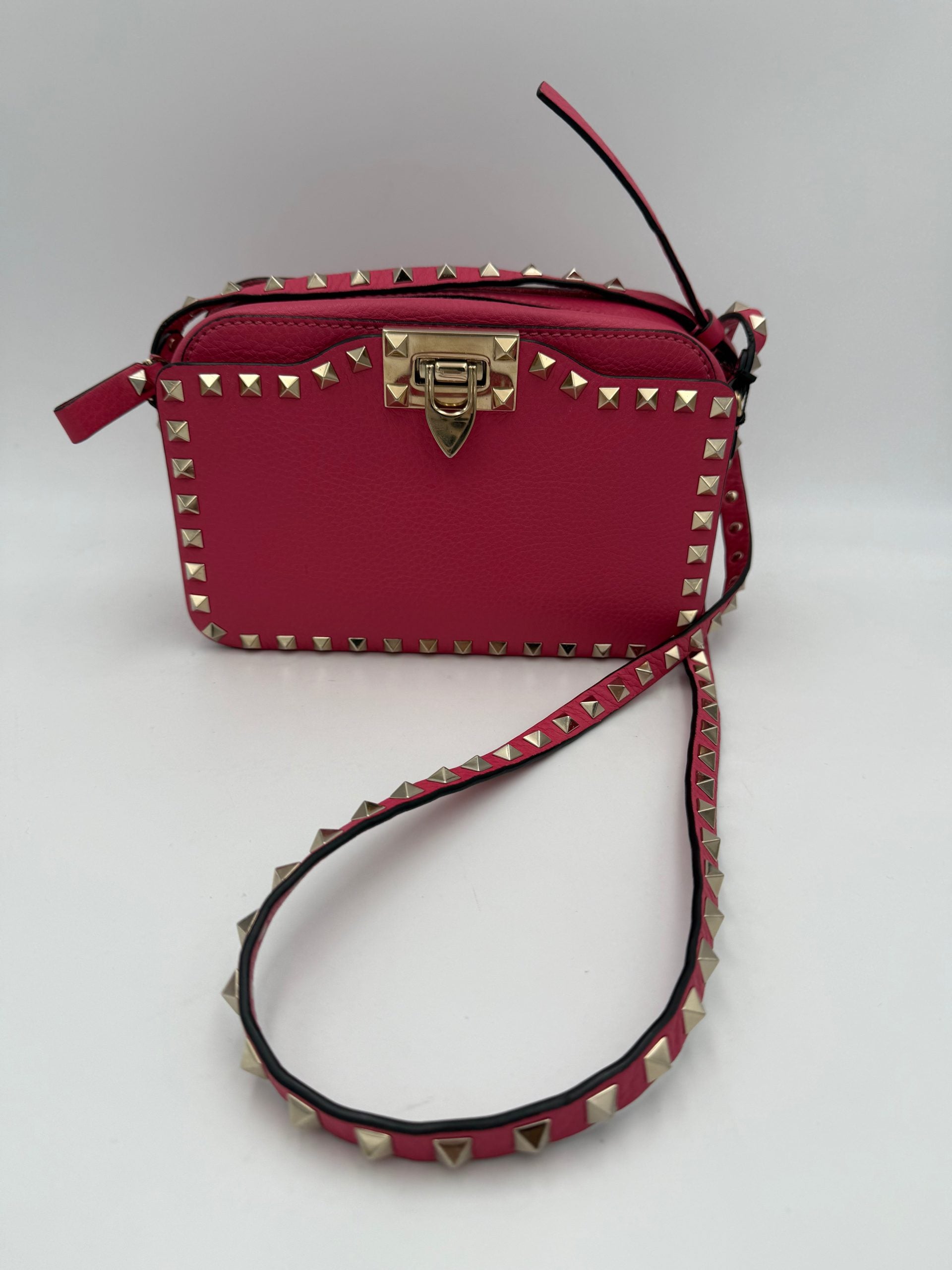 VALENTINO GARAVANI Rockstud Camera Bag Pink