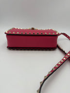 VALENTINO GARAVANI Rockstud Camera Bag Pink