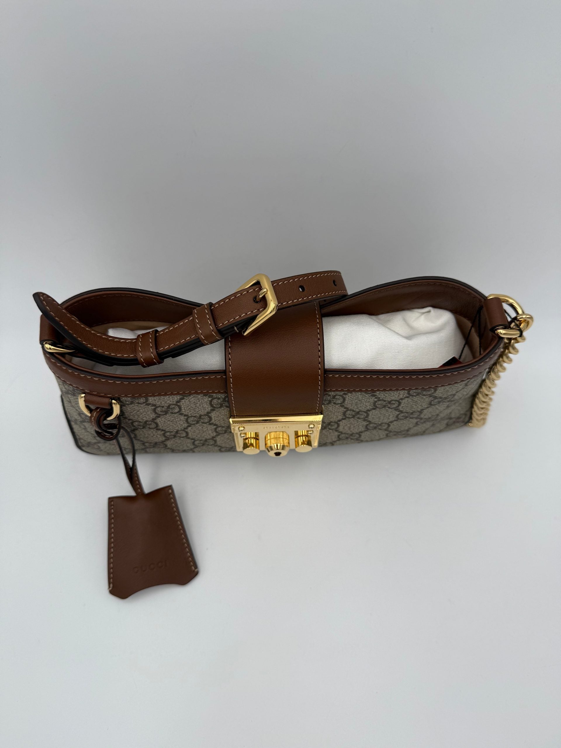 GUCCI PADLOCK GG Supreme Shoulder Bag