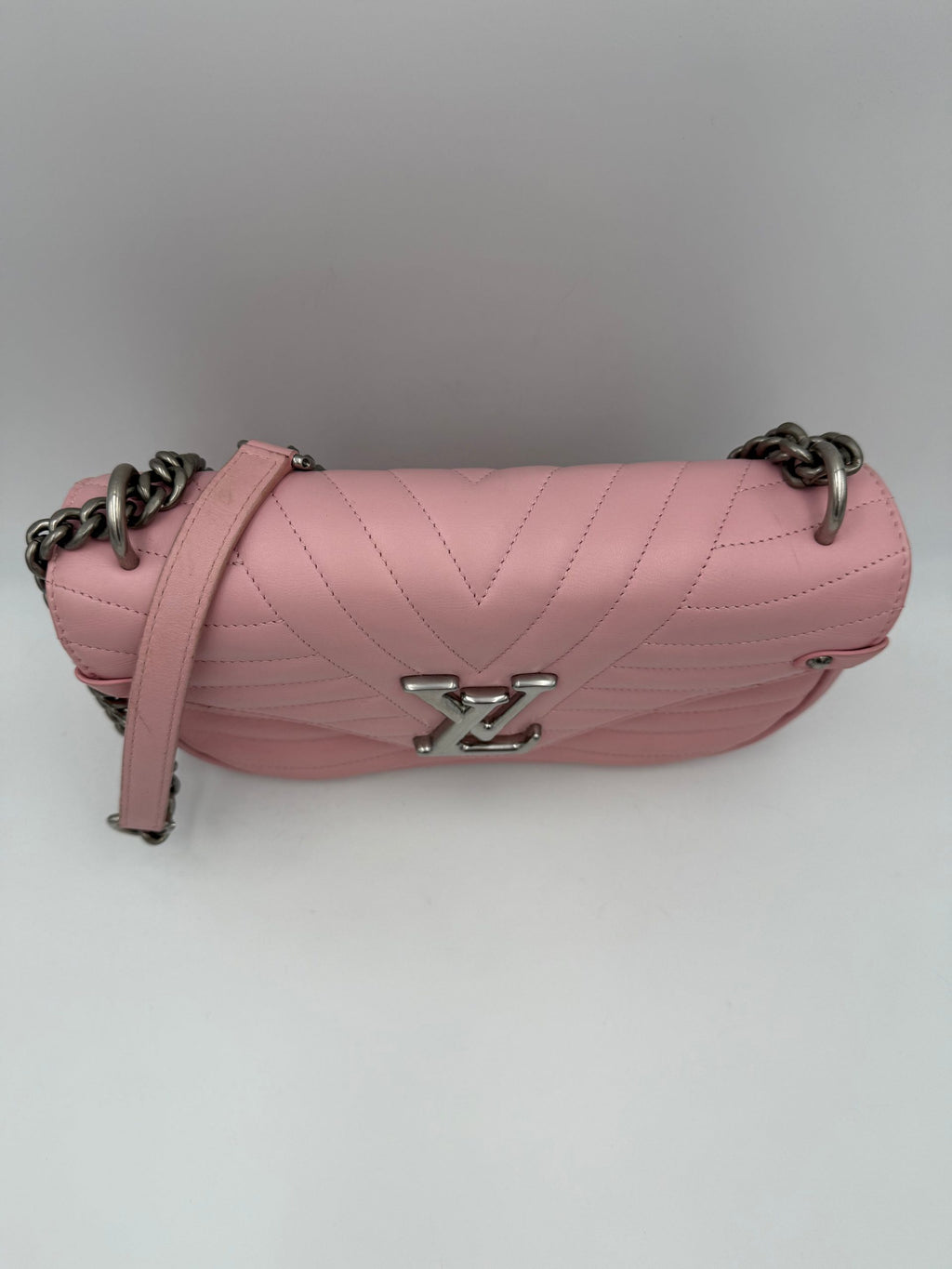 LOUIS VUITTON NEW WAVE Rosa MM Leather Handbag