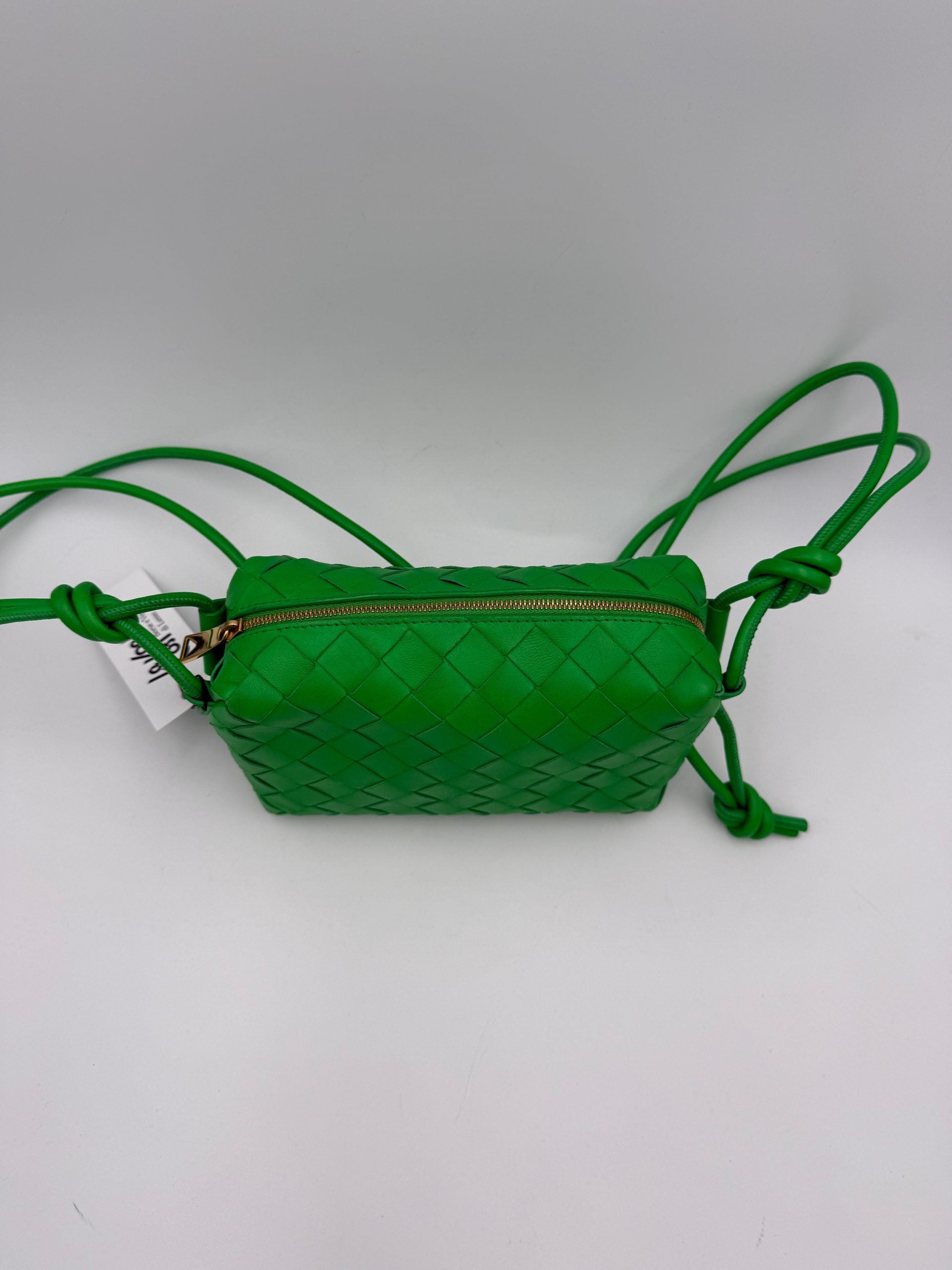 BOTTEGA VENETA LOOP CAMERA BAG MINI Shoulder Bag