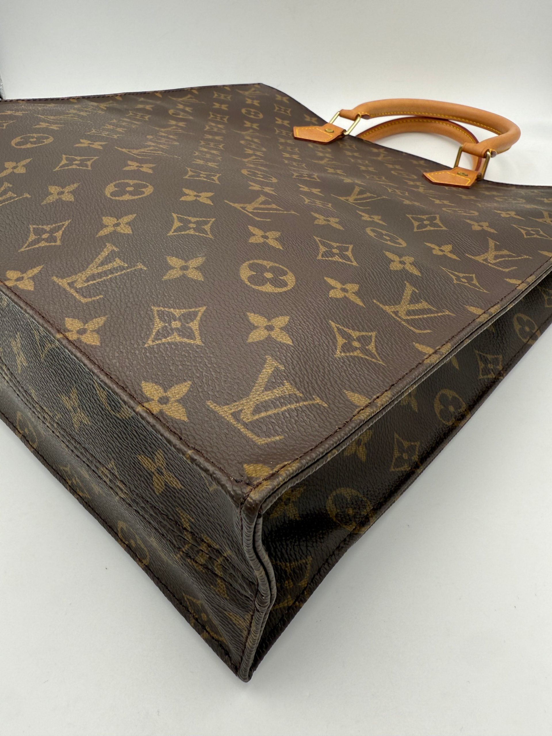 LOUIS VUITTON SAC PLAT Monogram Handbag
