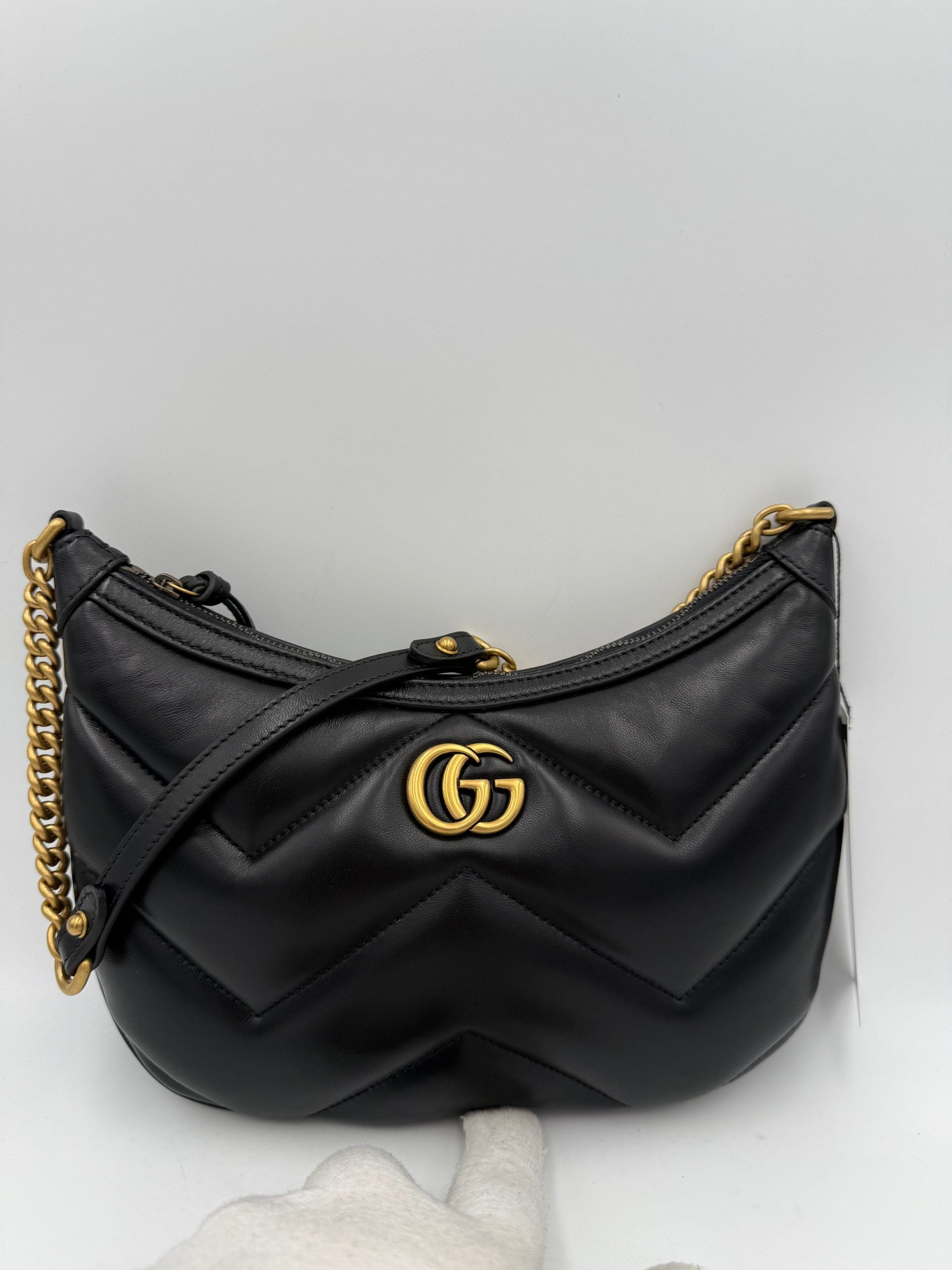 GUCCI HOBO PUFFER MARMONT Black Handbag