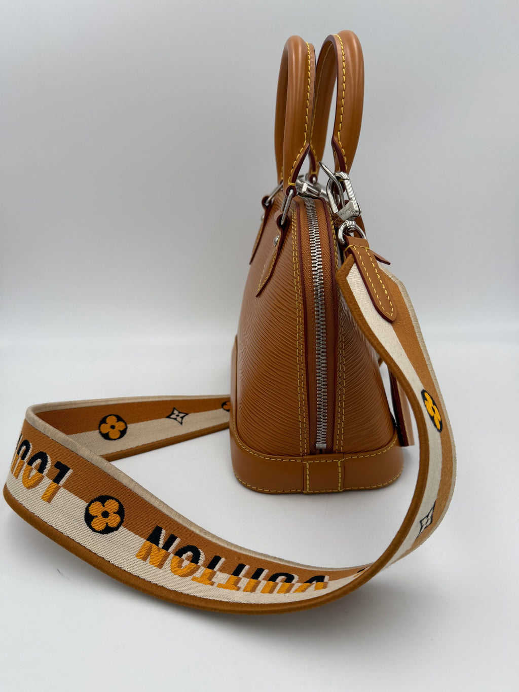 LOUIS VUITTON Alma BB EPI Gold Miel Handbag