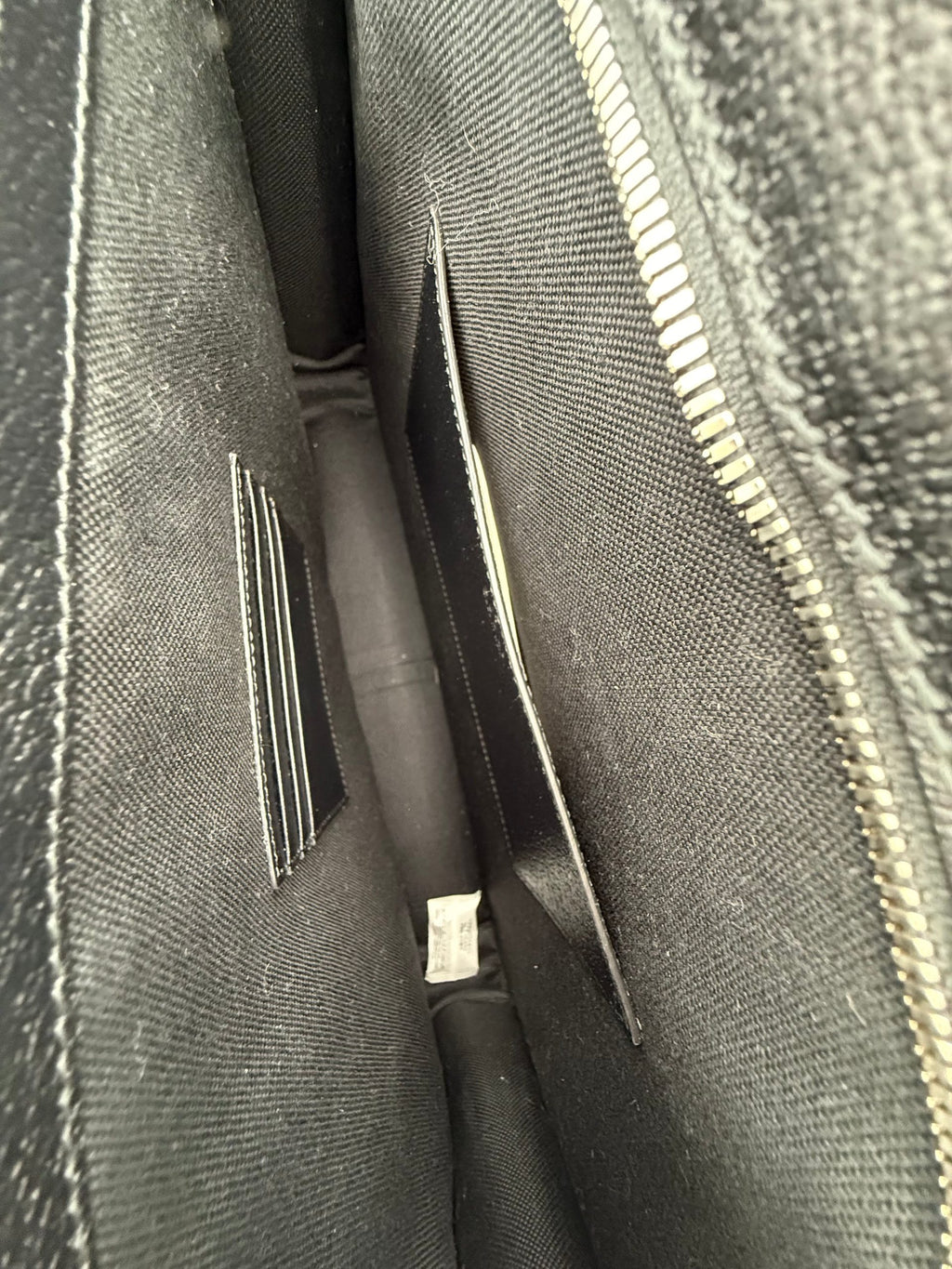 GUCCI GG Hammered Leather Shoulder Bag