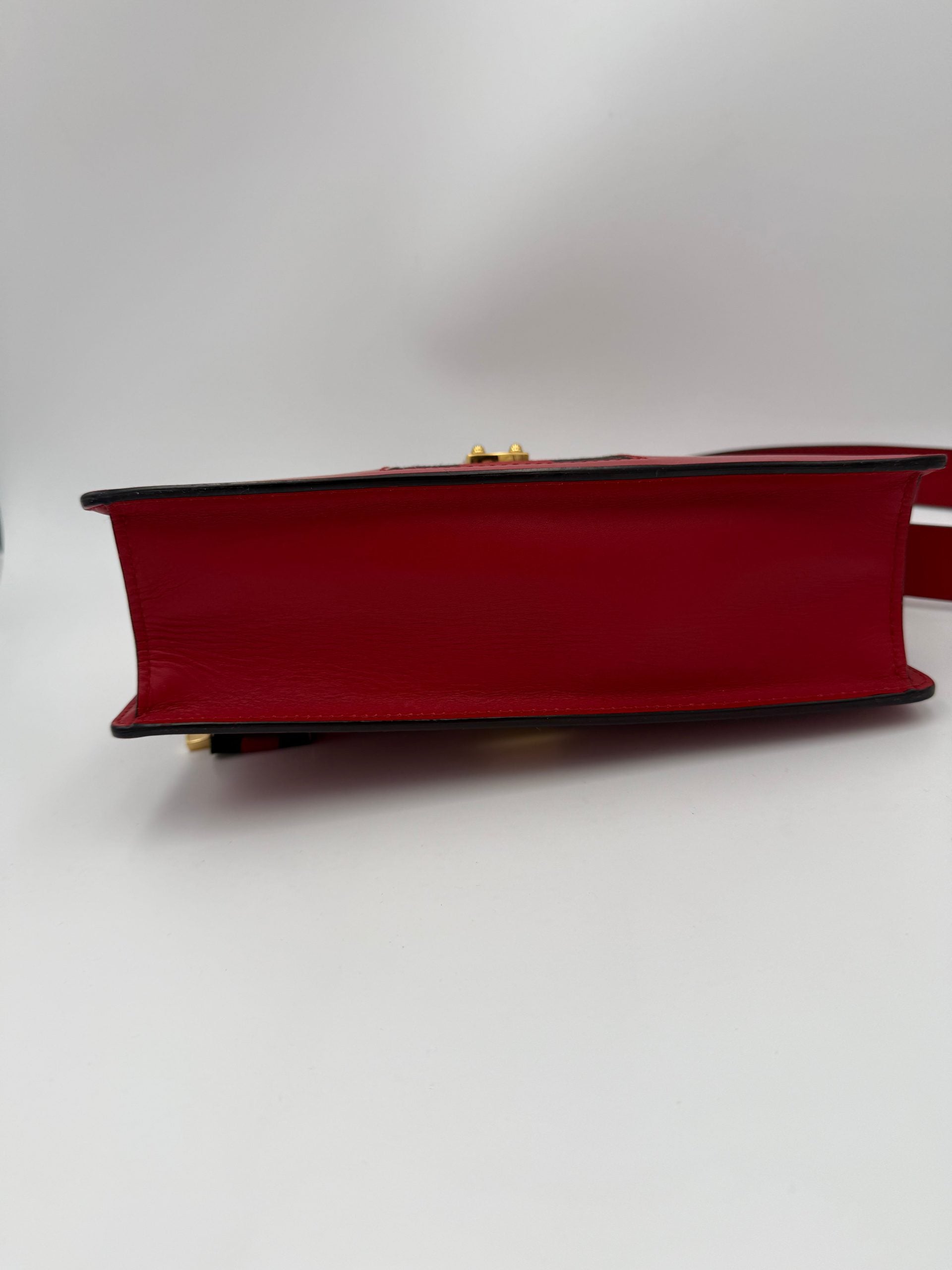 GUCCI SYLVIE Red Handbag