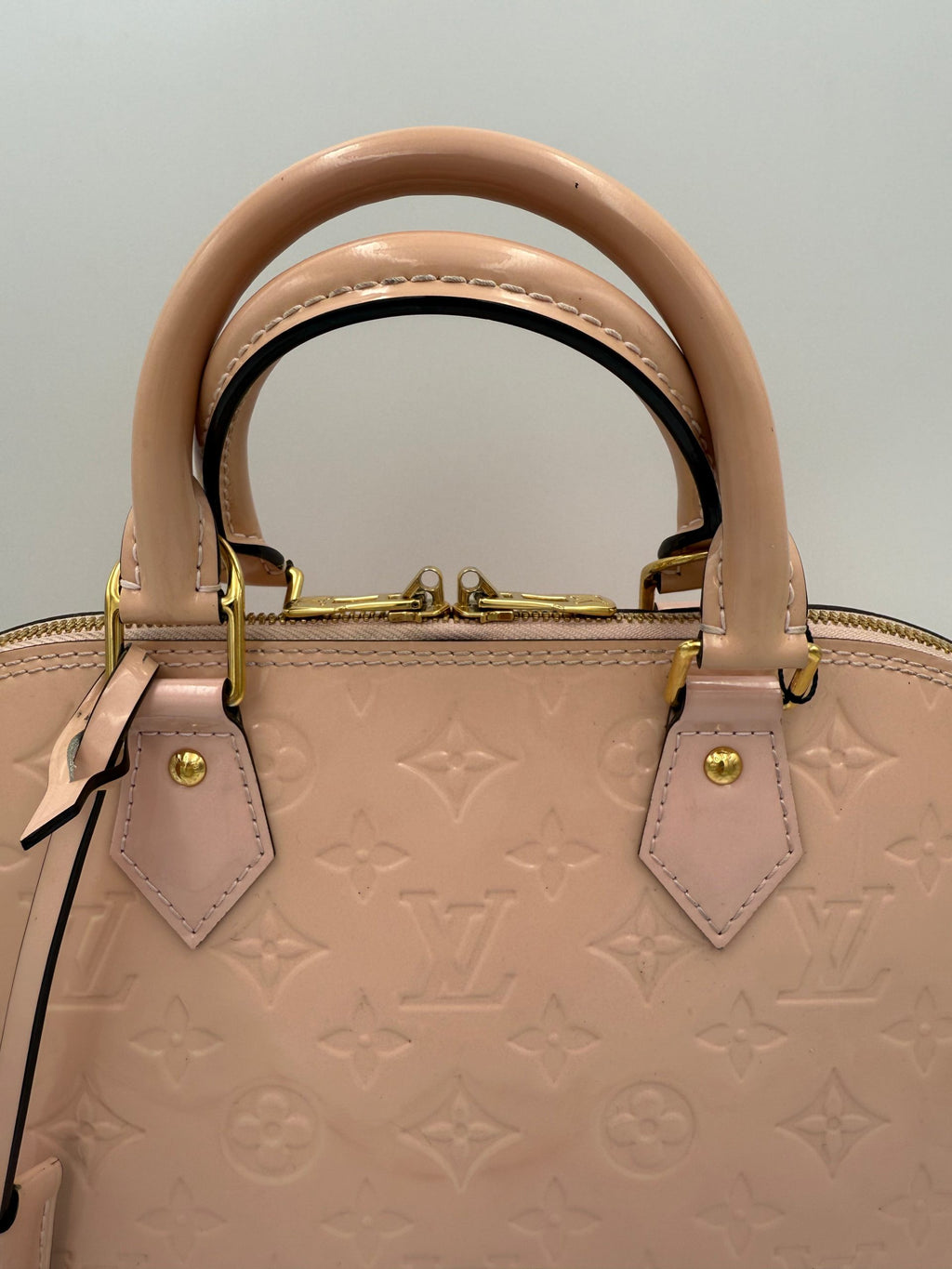 LOUIS VUITTON Alma MM Pink Patent Monogram Handbag