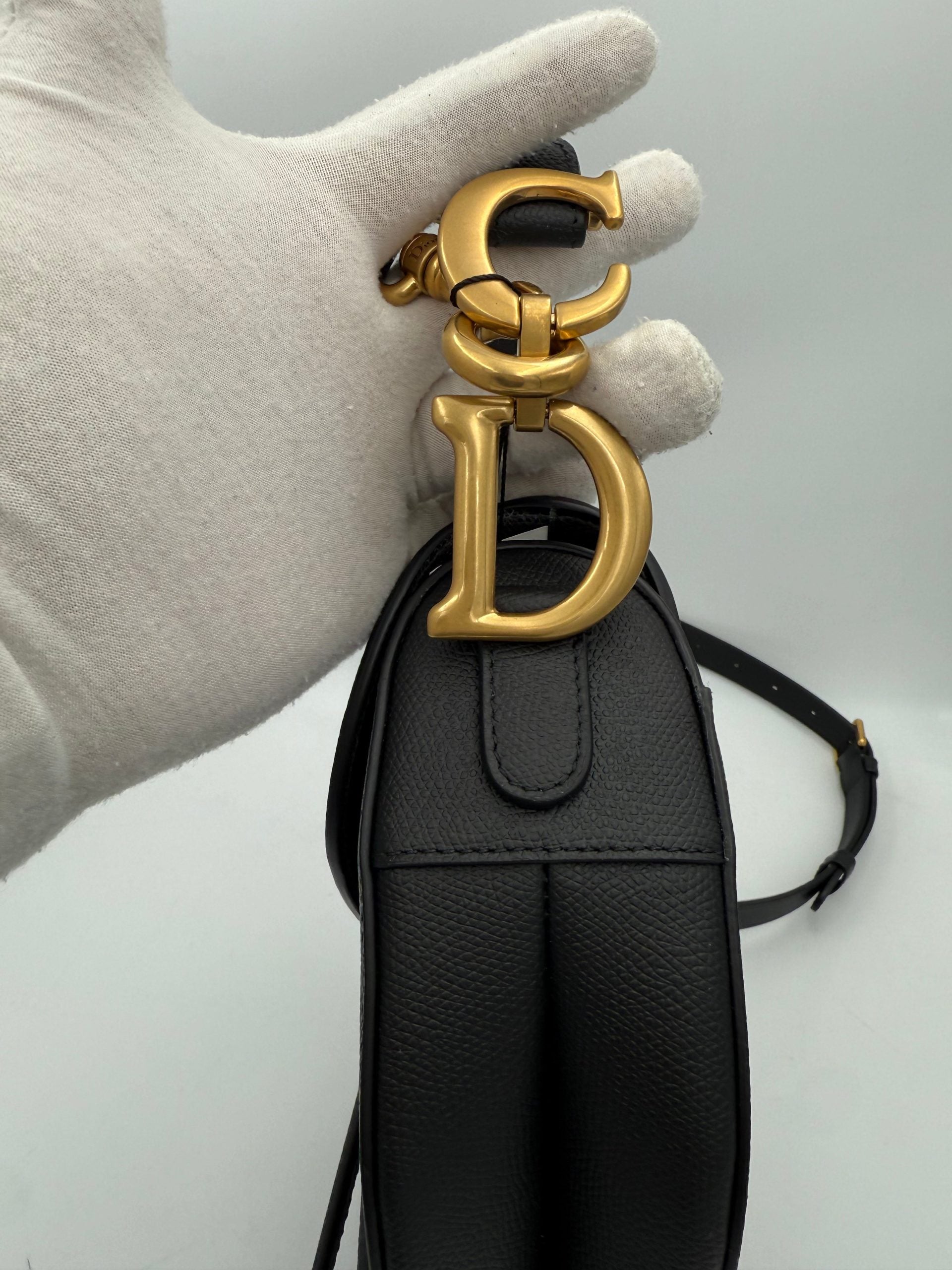 DIOR SADDLE Grained Calfskin Handbag