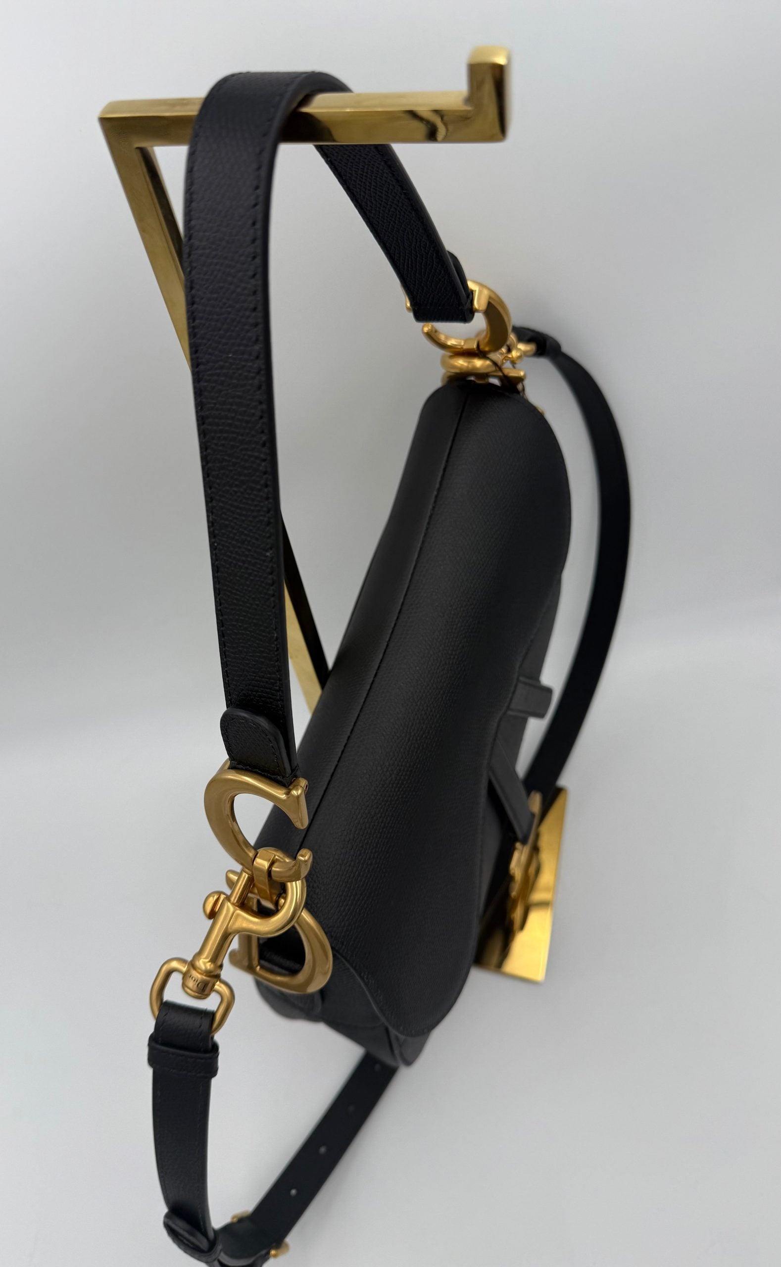 DIOR SADDLE Grained Calfskin Handbag