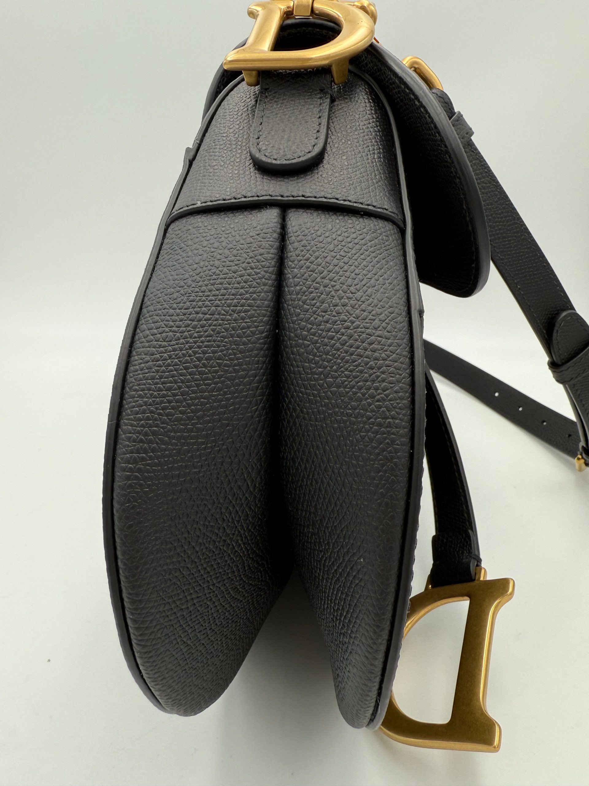 DIOR SADDLE Grained Calfskin Handbag