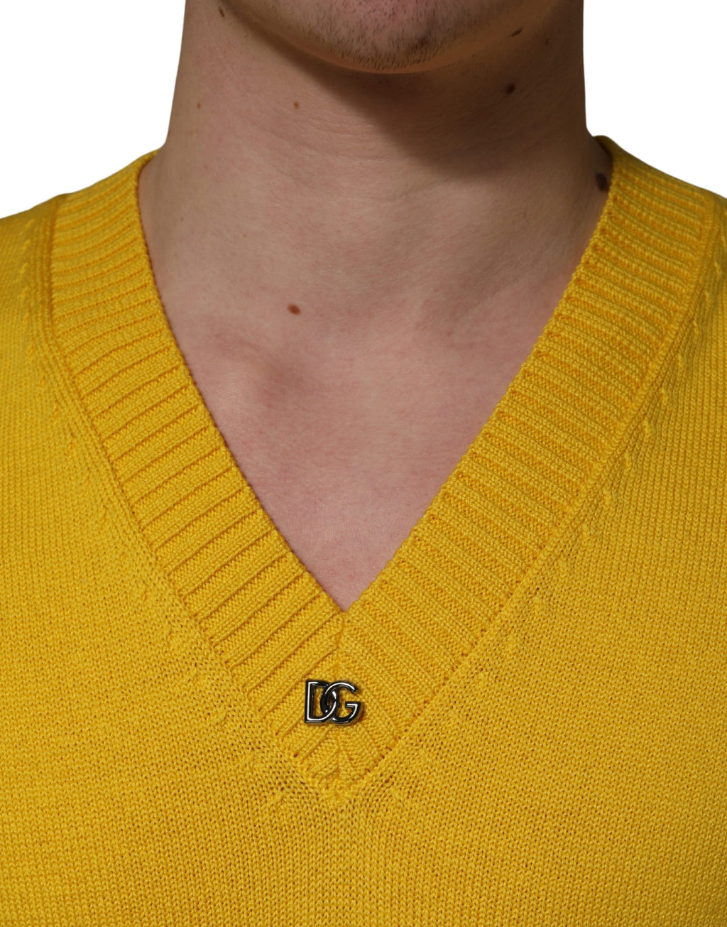 Wool Knitted V-Neck Pullover Yellow