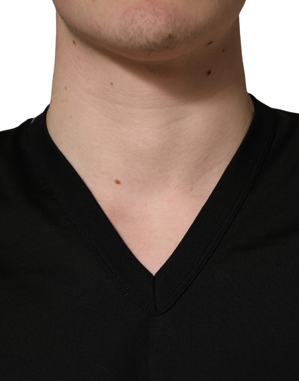 Black Cotton V-Neck Men Short Sleeves T-shirt