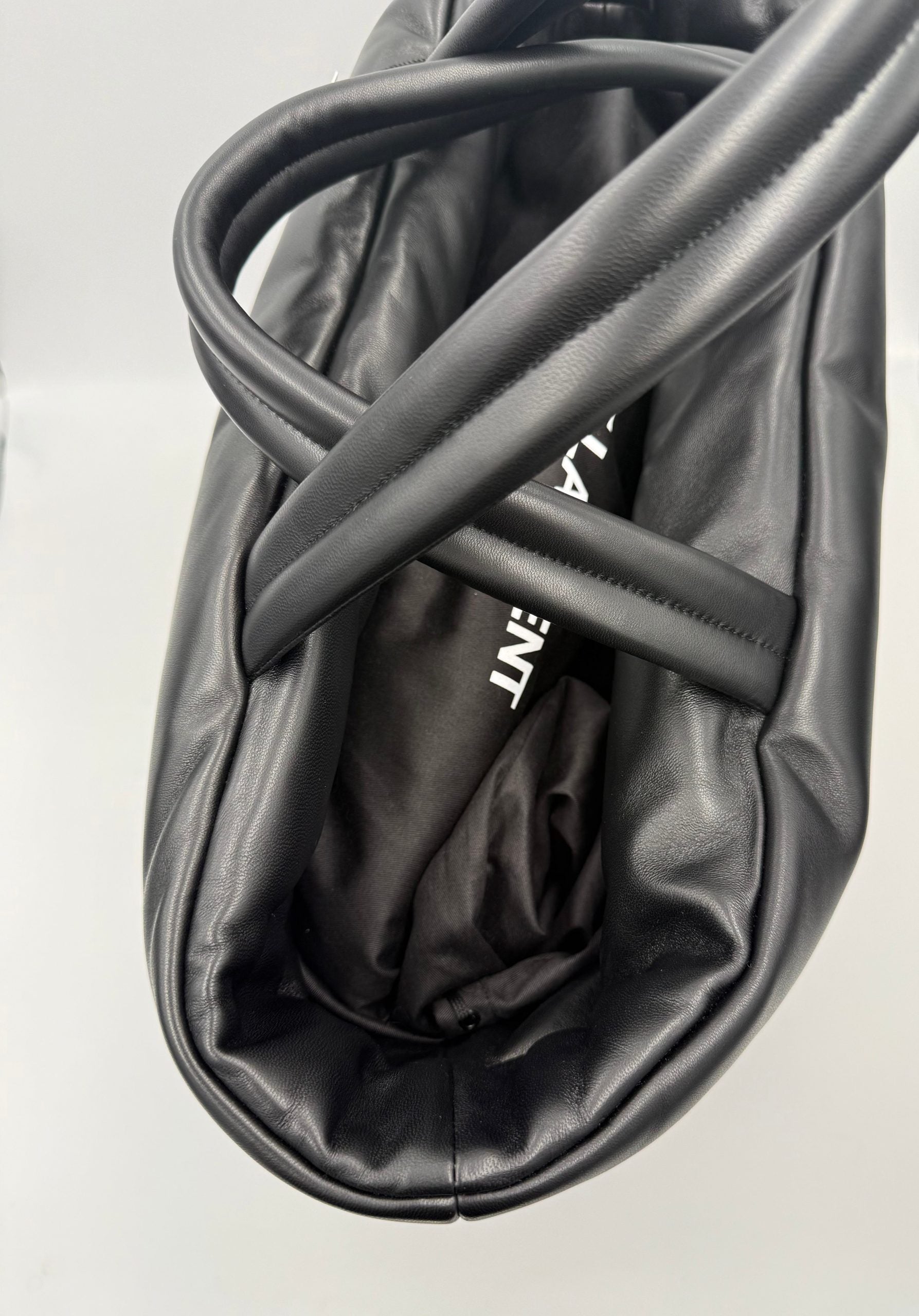 SAINT LAURENT Shopping Bag Grande in Lamb Leather