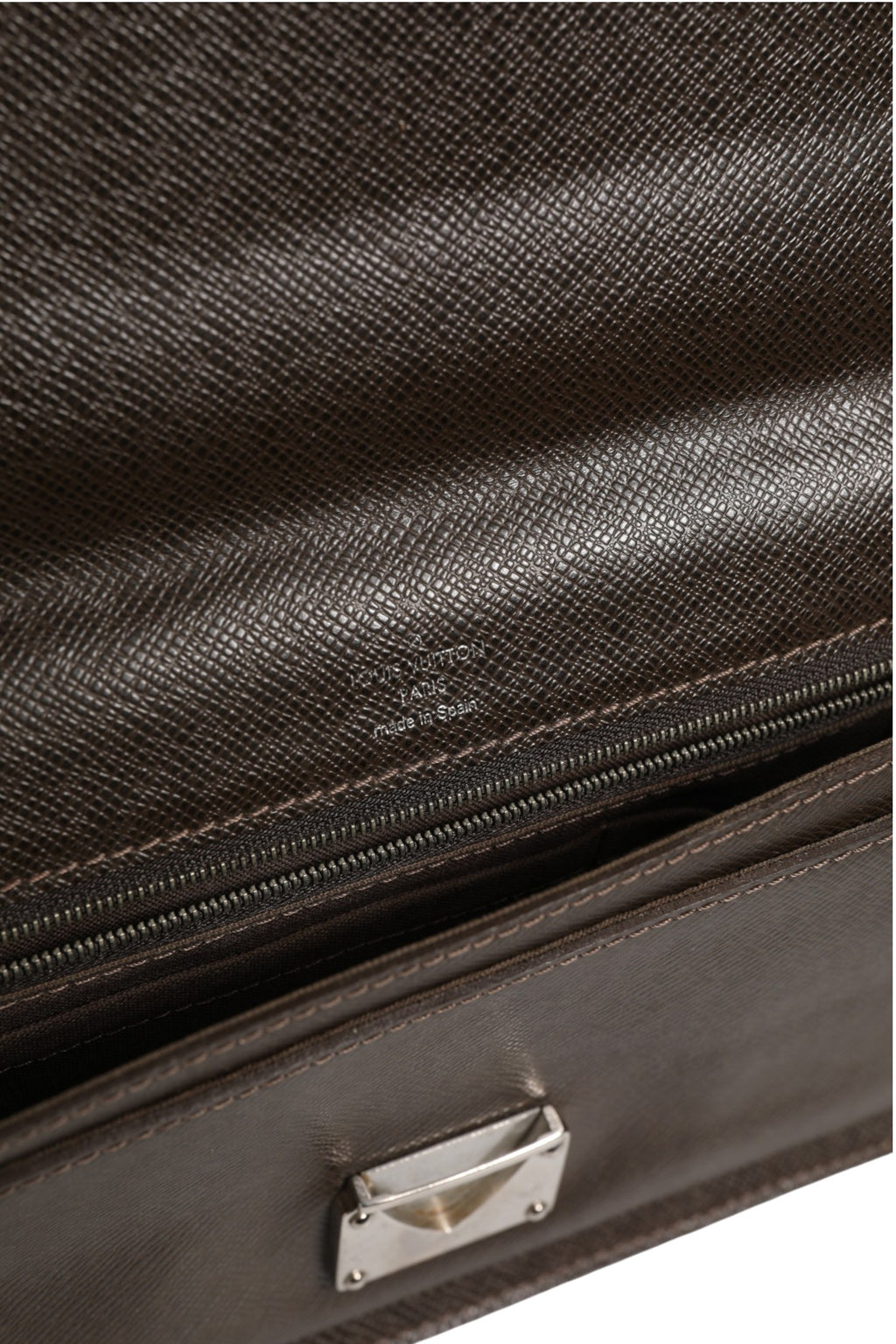 Belaia Clutch Taiga Leather