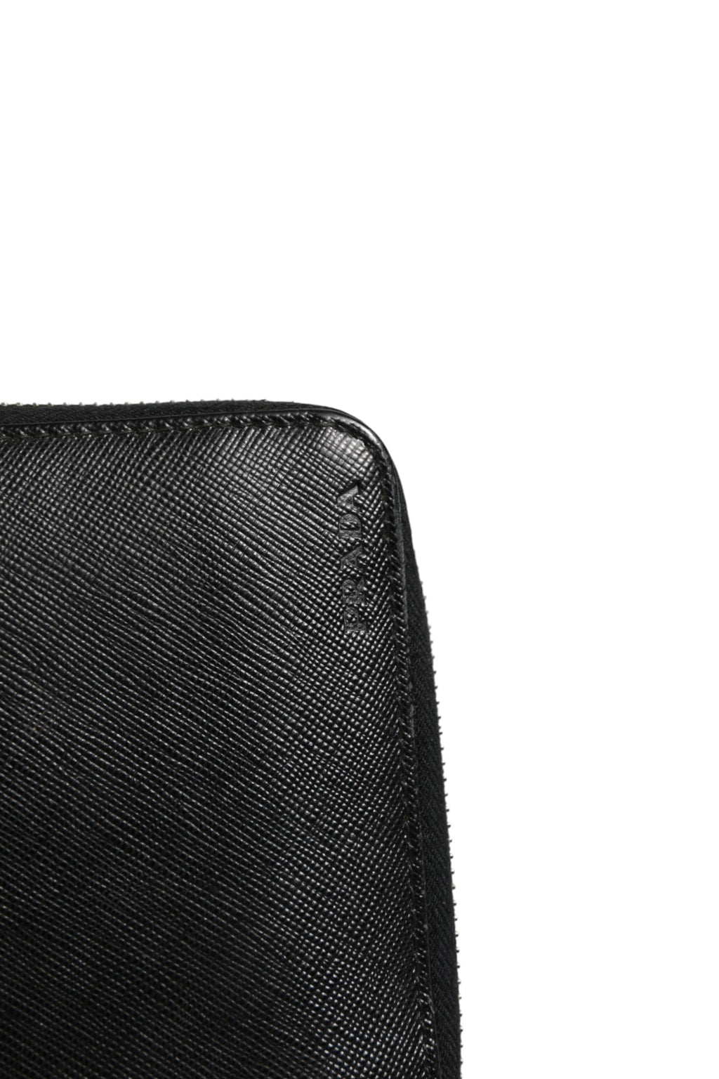 Baltico Saffiano Leather Zip Travel Wallet