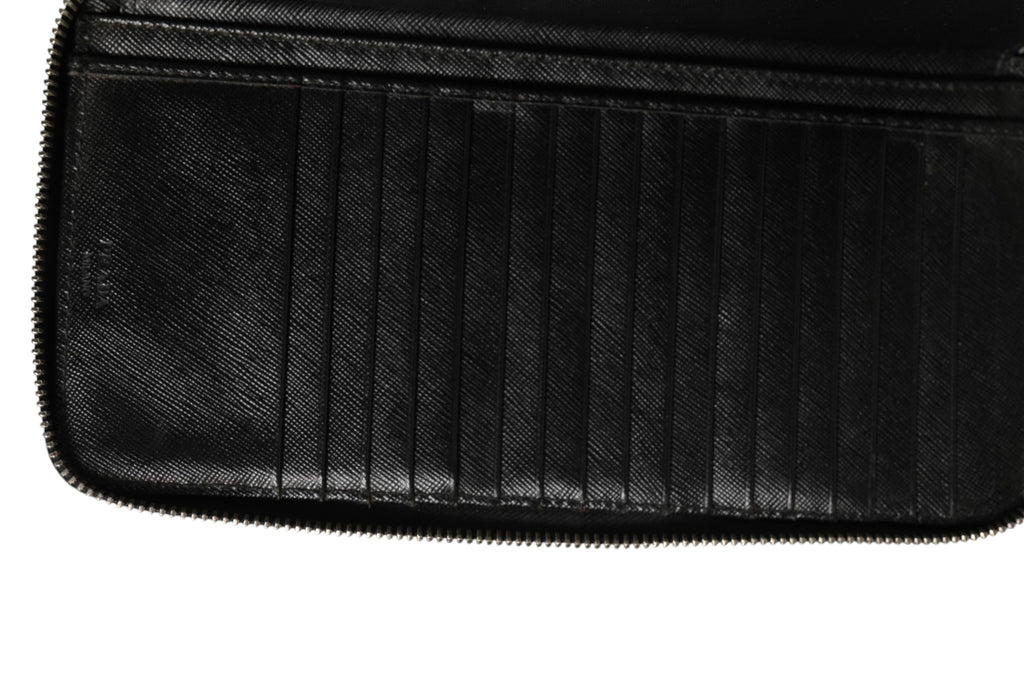 Baltico Saffiano Leather Zip Travel Wallet