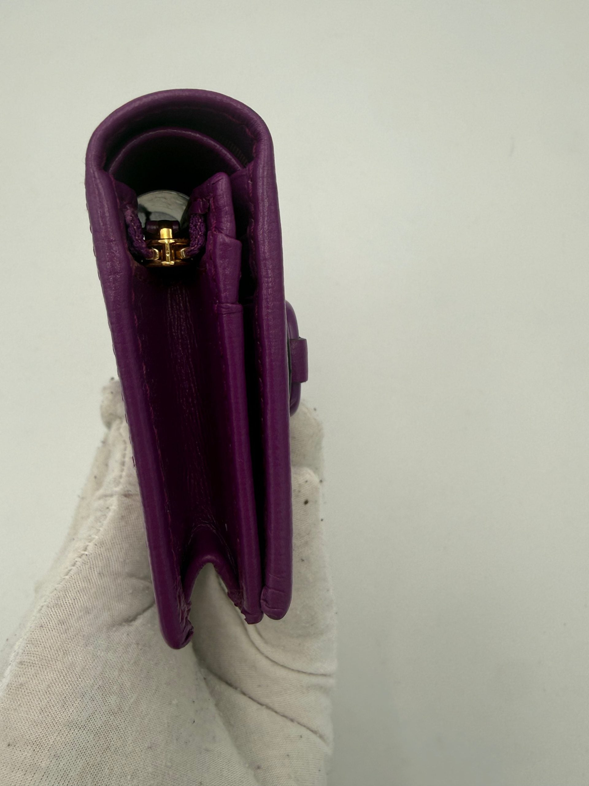 GUCCI HORSEBIT Purple Compact Wallet