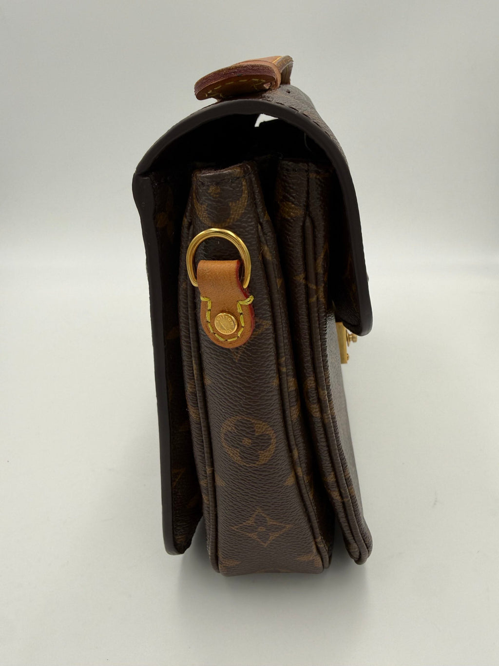 LOUIS VUITTON METIS Monogram Handbag