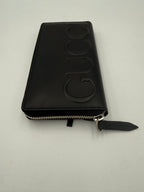 GUCCI Zip Black Front Logo Embossed Wallet