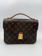 LOUIS VUITTON METIS Monogram Handbag