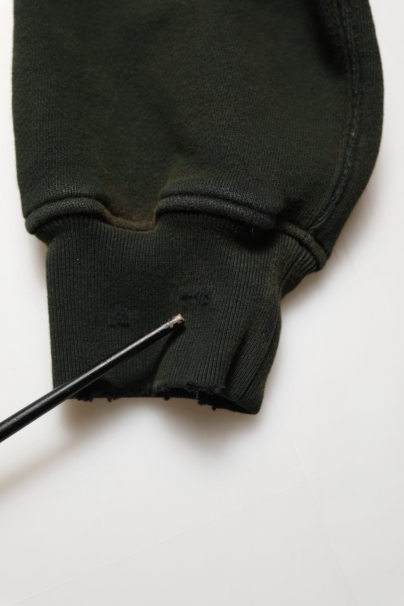 Black Cotton Crew Neck Men Sweatshirt Sweater