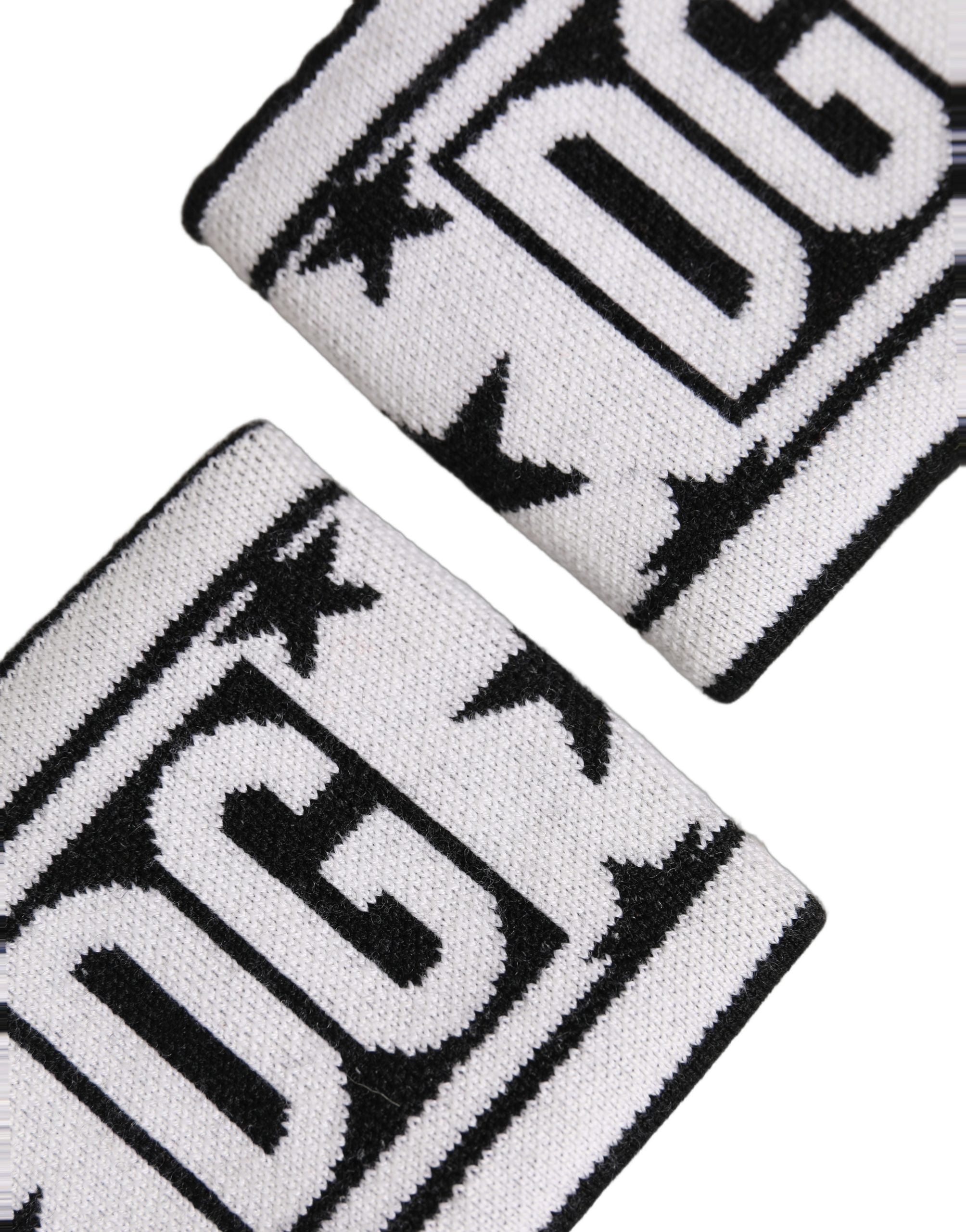 Men Set White Black Wool Logo #DGMILLENNIALS Wristband
