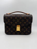 LOUIS VUITTON METIS Monogram Handbag