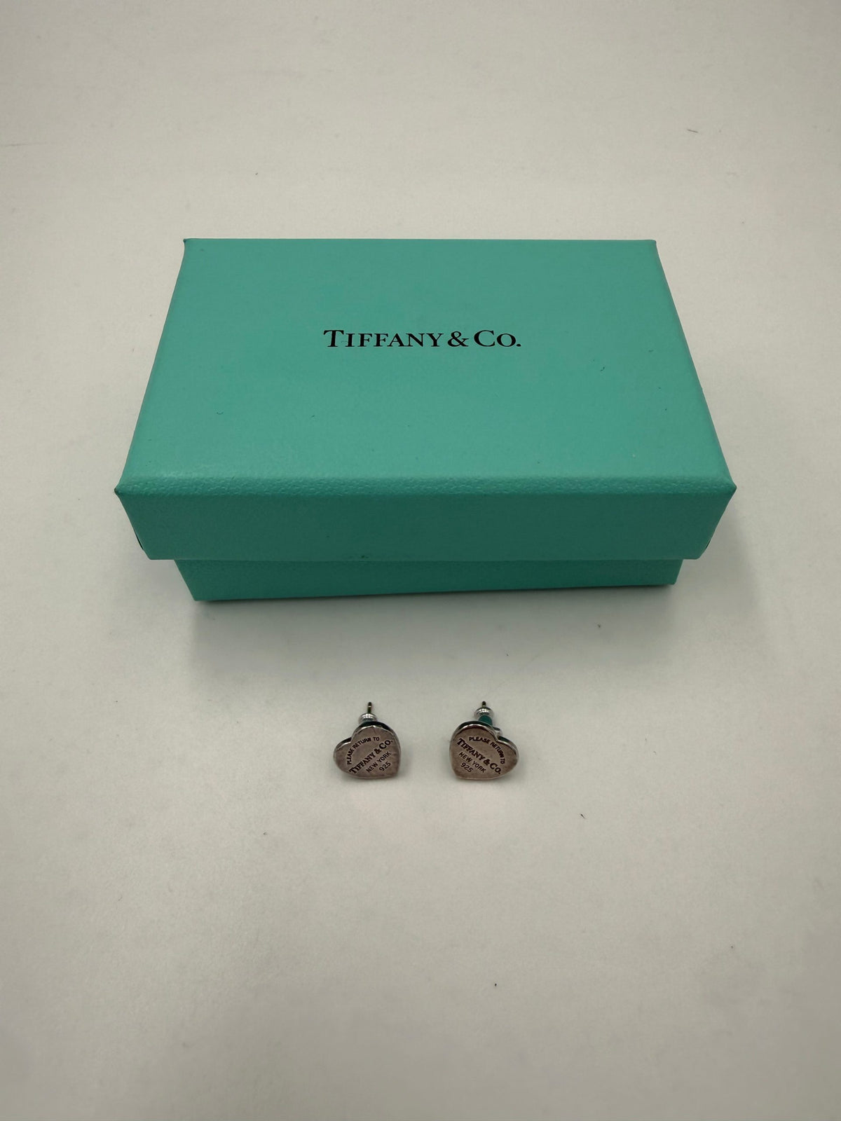 TIFFANY & CO. RETURN TO Earrings