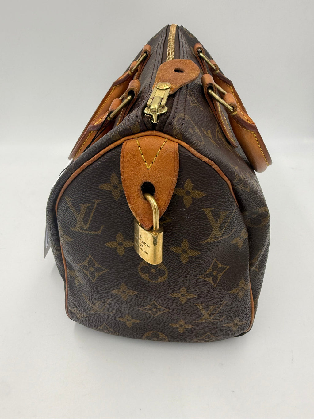 LOUIS VUITTON Speedy 25 Monogram Handbag