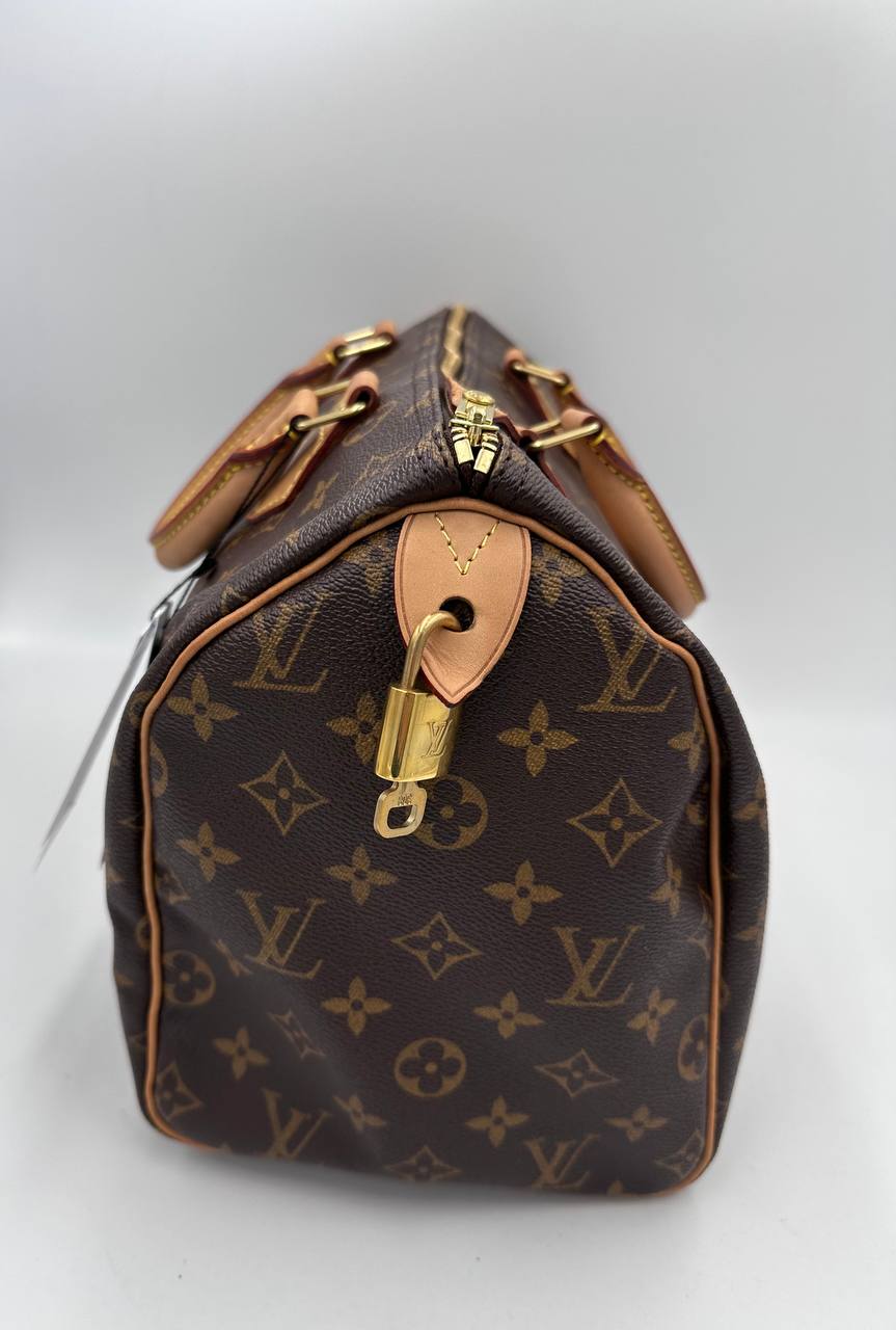 LOUIS VUITTON Speedy 30 Monogram Handbag