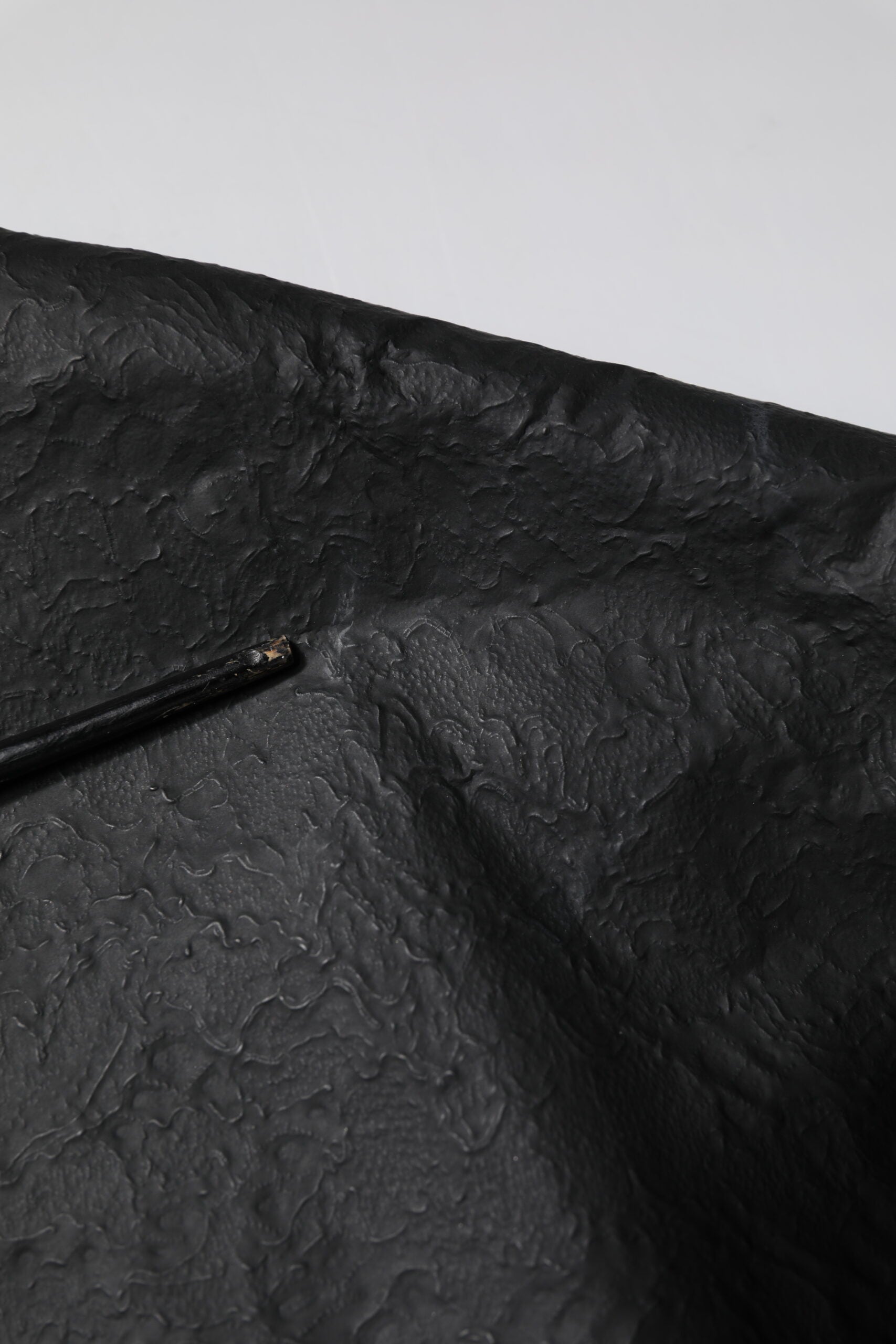 Black Cotton Short Sleeves V-neck T-shirt