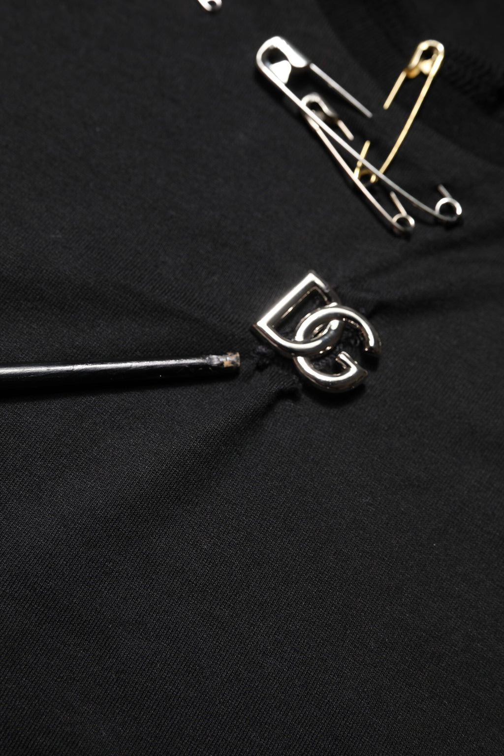 Black Logo Embellish Short Sleeves T-shirt