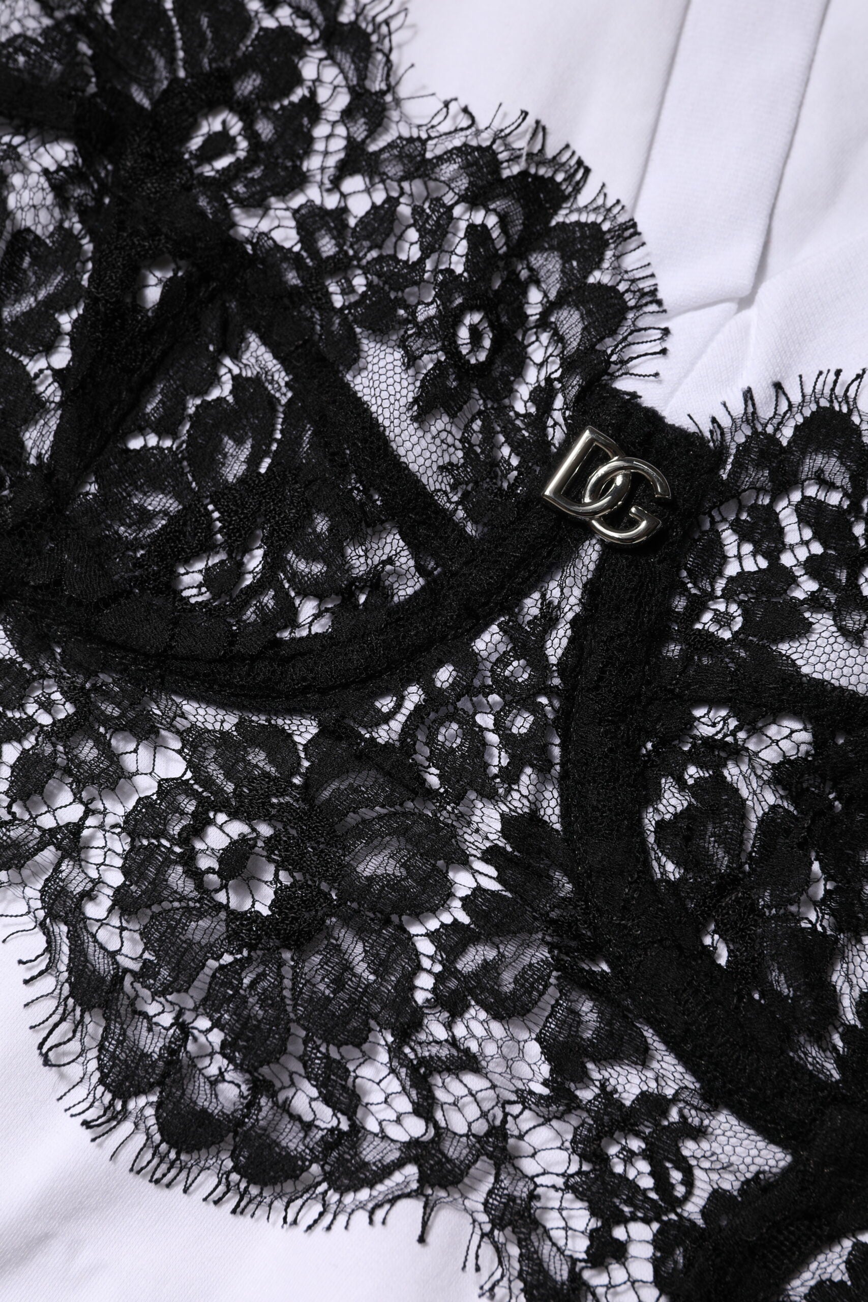 White Lace Cotton V-Neck Short Sleeves Top