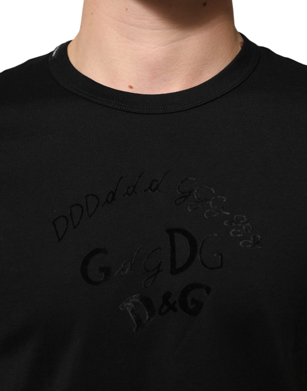 Black Cotton Velvet Logo Print Men T-shirt