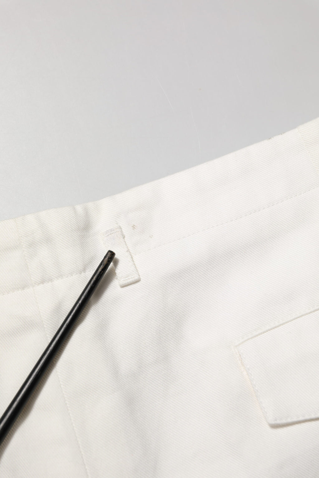 White Cotton Mid Waist Men Bermuda Shorts